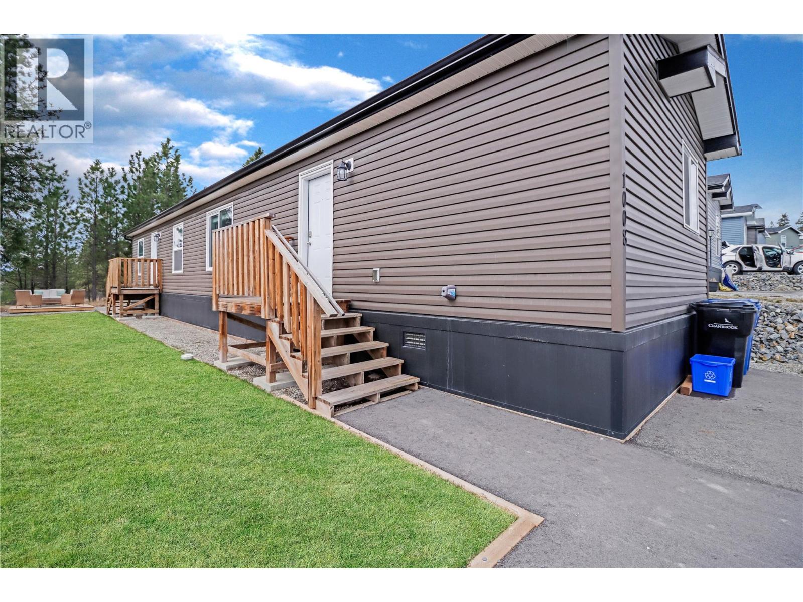 1008 Steepleview Drive Nw, Cranbrook, British Columbia  V1C 5L3 - Photo 4 - 10382273