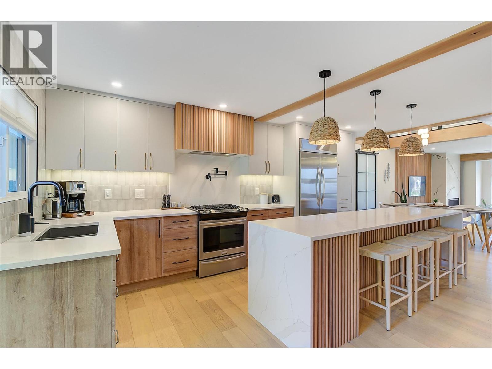 985 Manhattan Drive, Kelowna, British Columbia  V1Y 1H7 - Photo 10 - 10381794