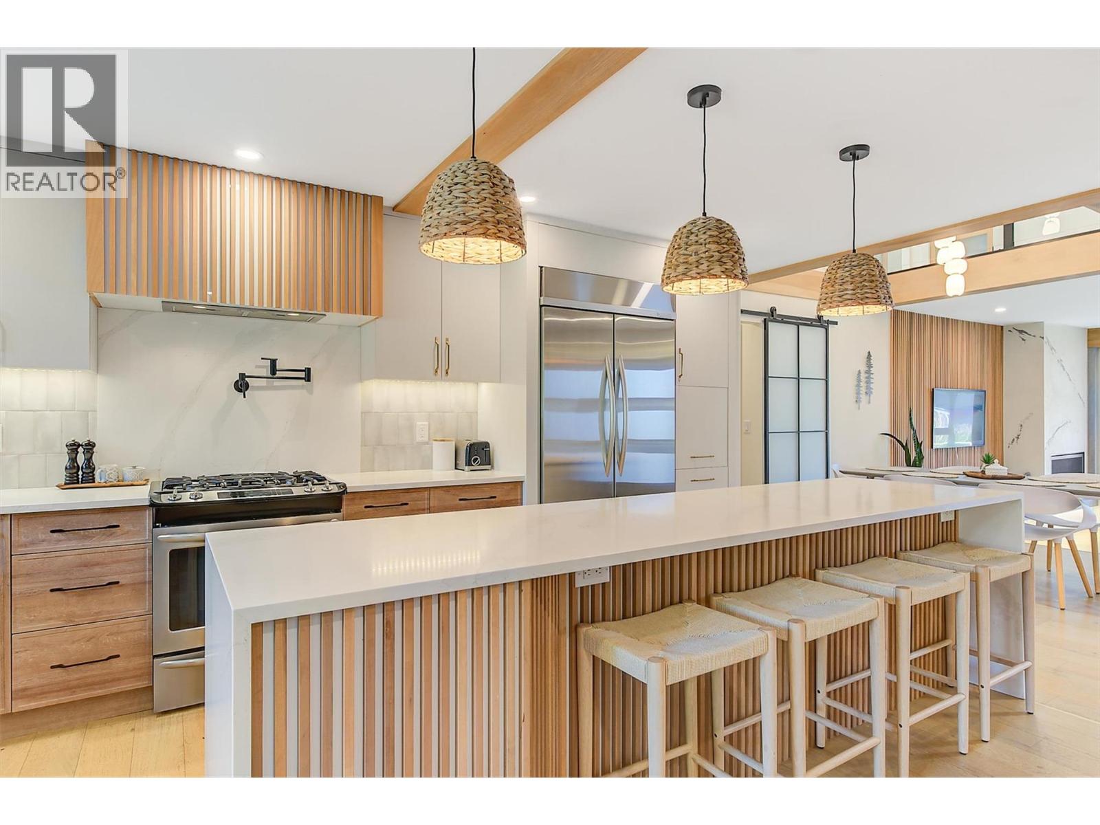 985 Manhattan Drive, Kelowna, British Columbia  V1Y 1H7 - Photo 11 - 10381794