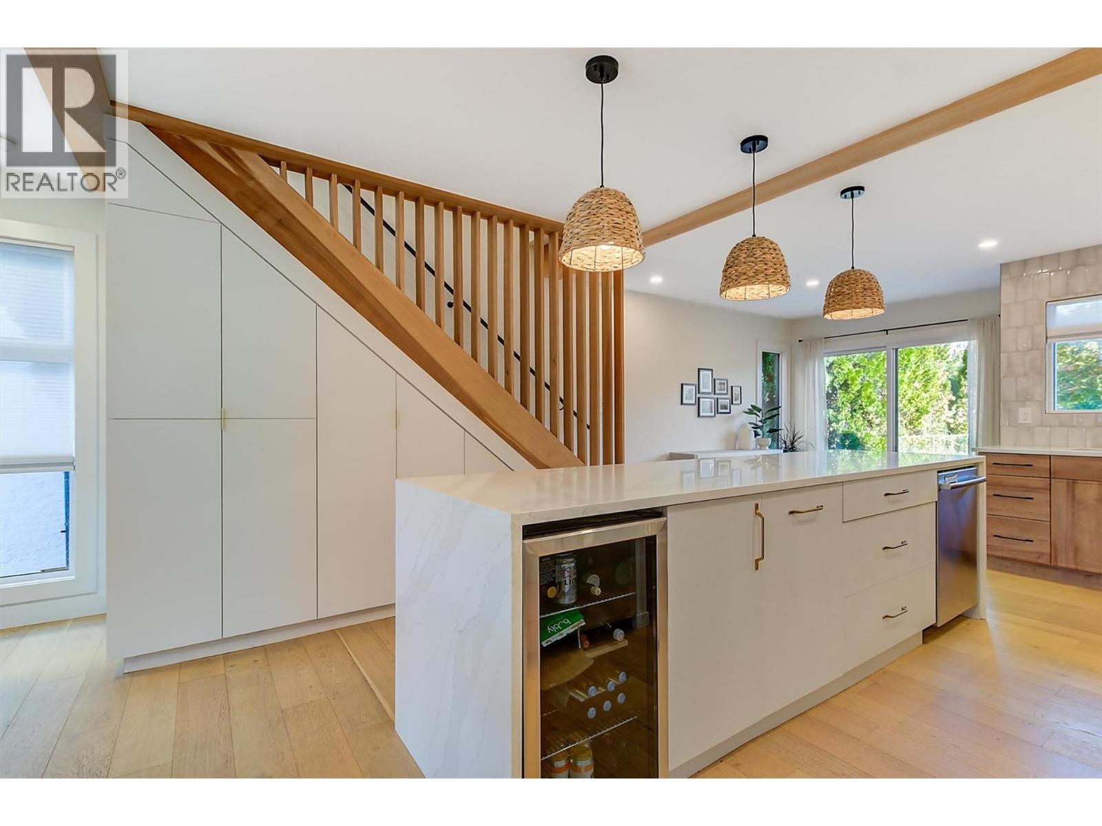 985 Manhattan Drive, Kelowna, British Columbia  V1Y 1H7 - Photo 17 - 10381794