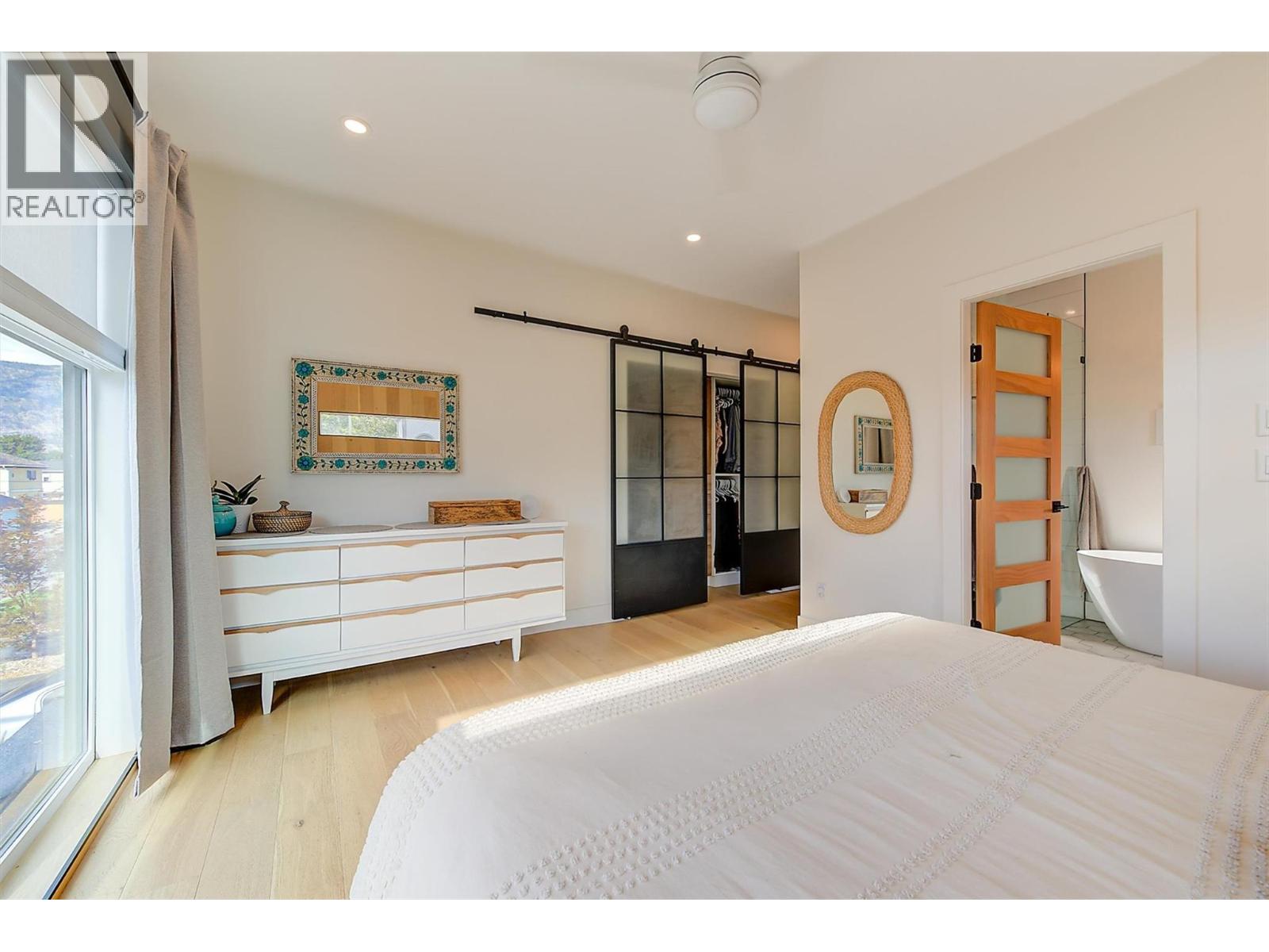 985 Manhattan Drive, Kelowna, British Columbia  V1Y 1H7 - Photo 34 - 10381794