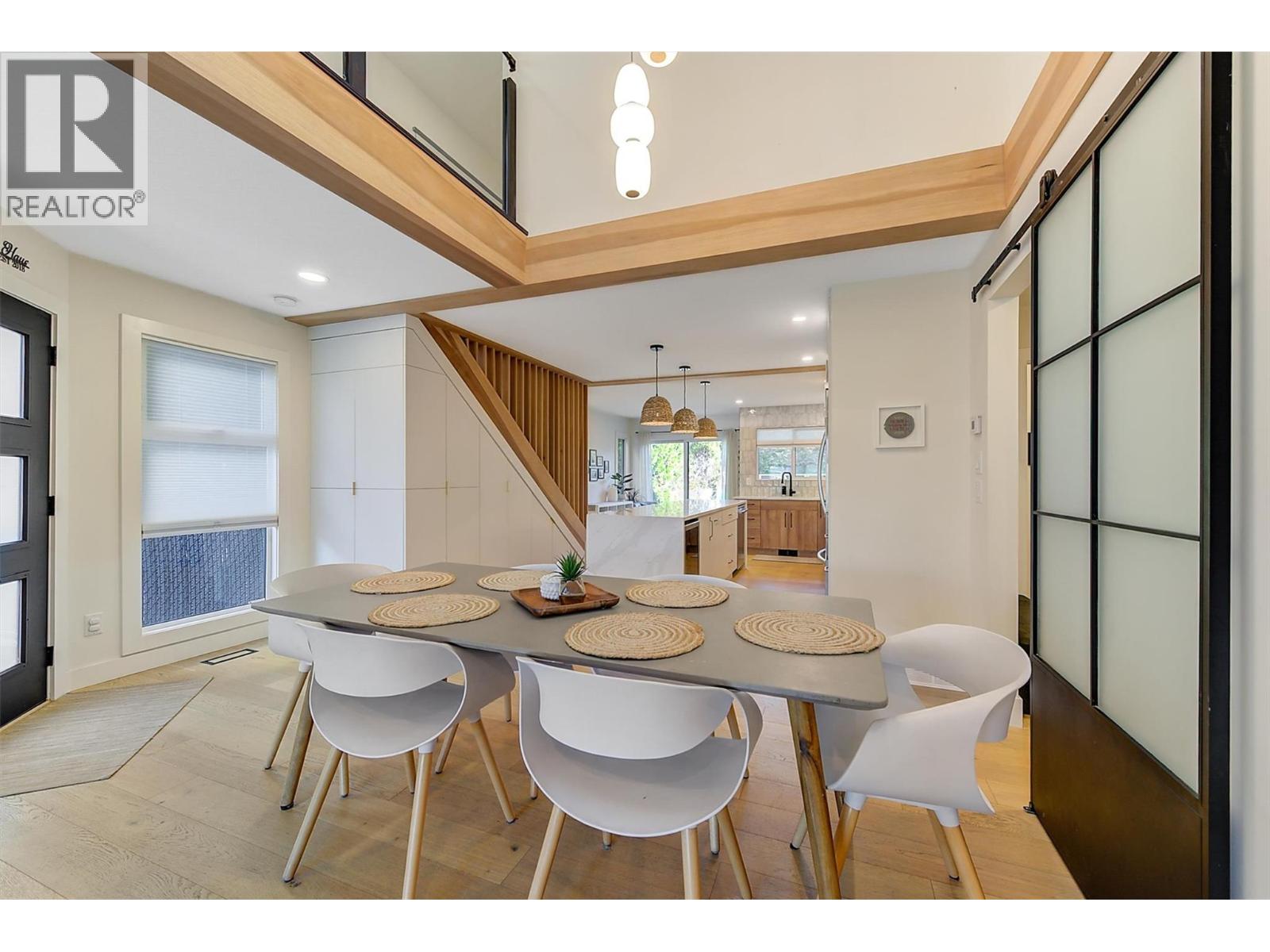 985 Manhattan Drive, Kelowna, British Columbia  V1Y 1H7 - Photo 4 - 10381794