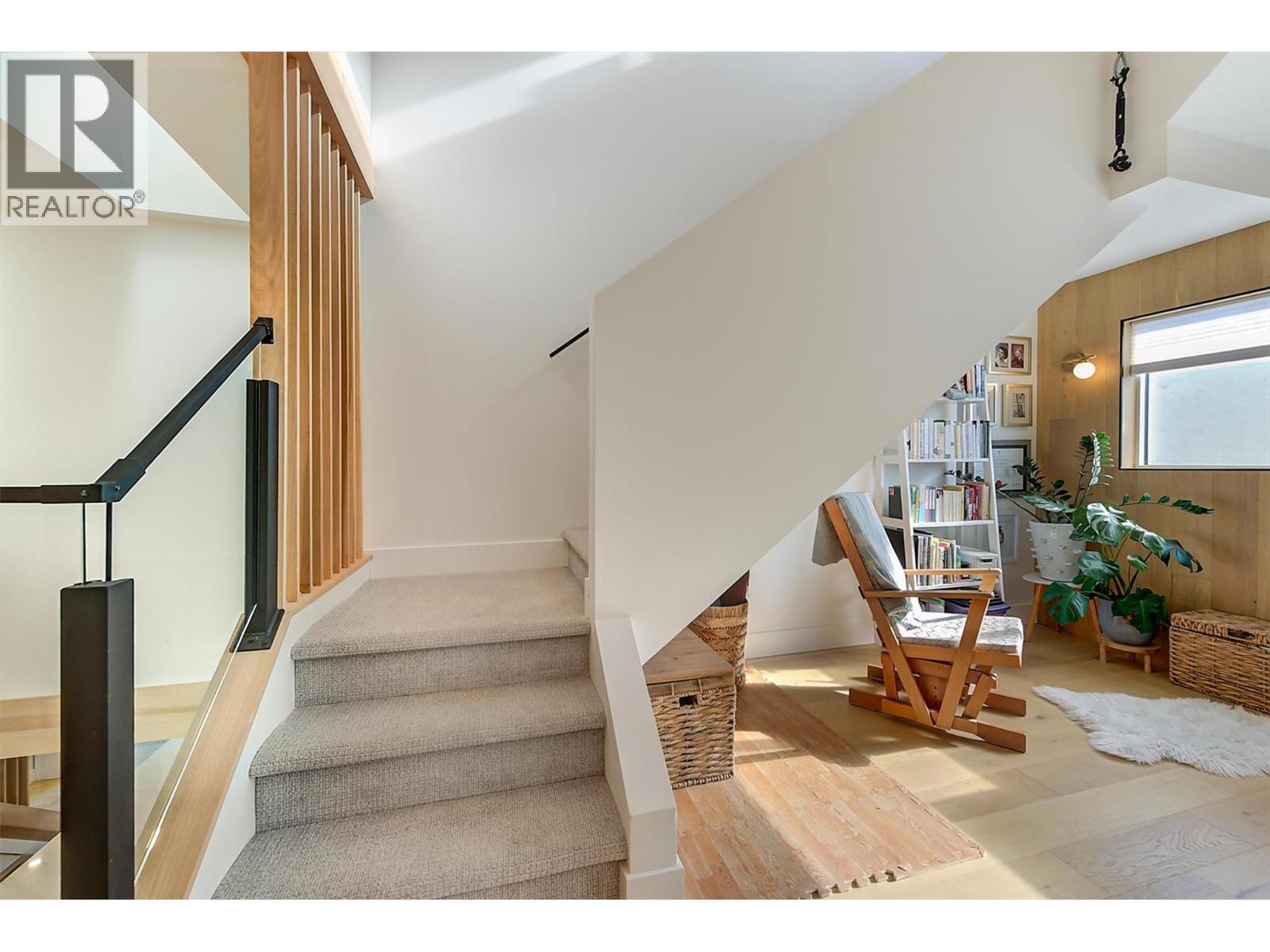 985 Manhattan Drive, Kelowna, British Columbia  V1Y 1H7 - Photo 45 - 10381794