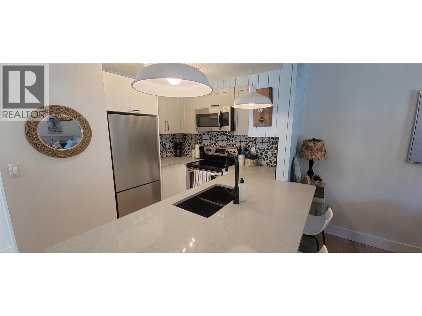 985 Manhattan Drive, Kelowna, British Columbia  V1Y 1H7 - Photo 60 - 10381794