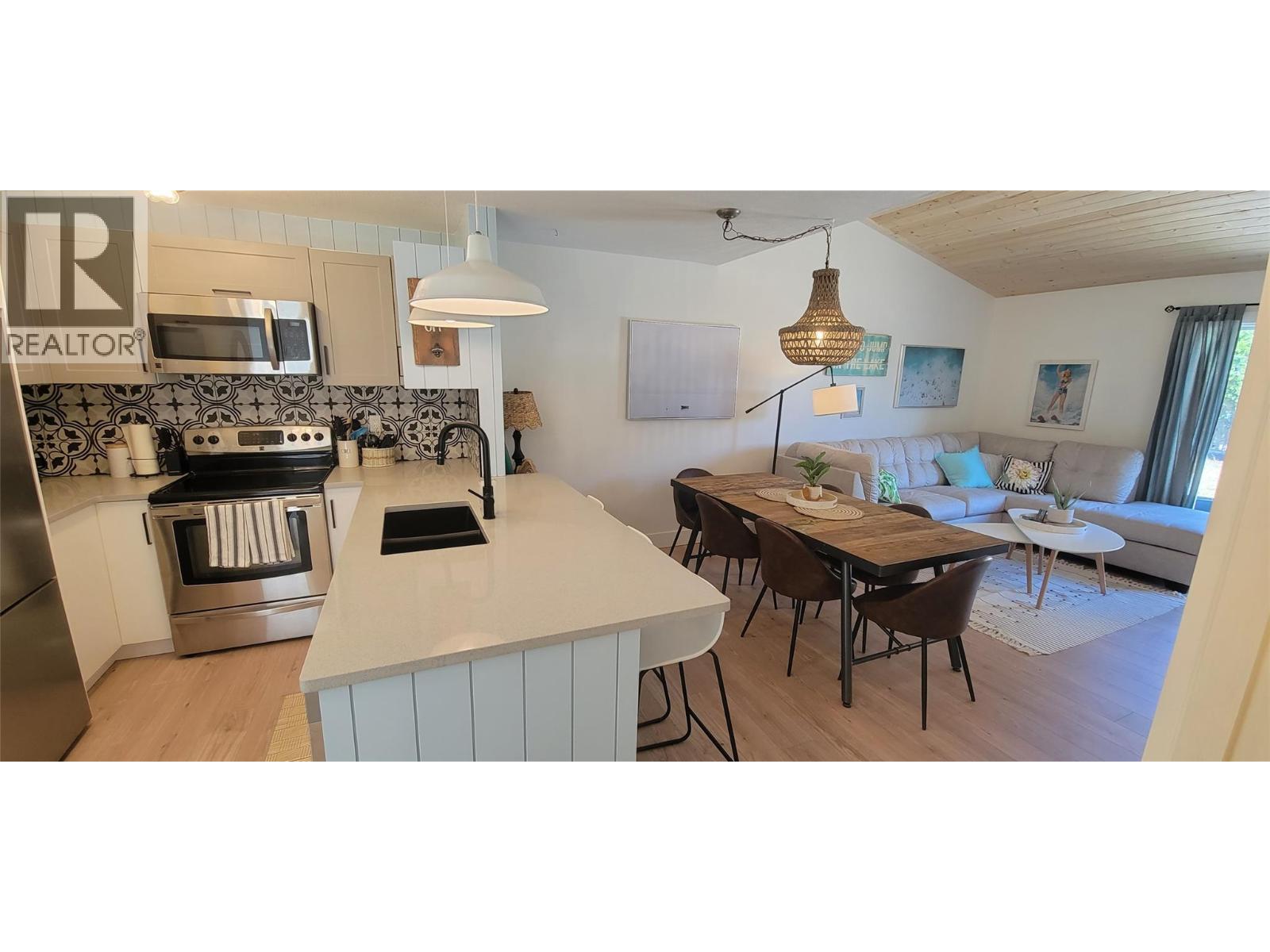 985 Manhattan Drive, Kelowna, British Columbia  V1Y 1H7 - Photo 62 - 10381794