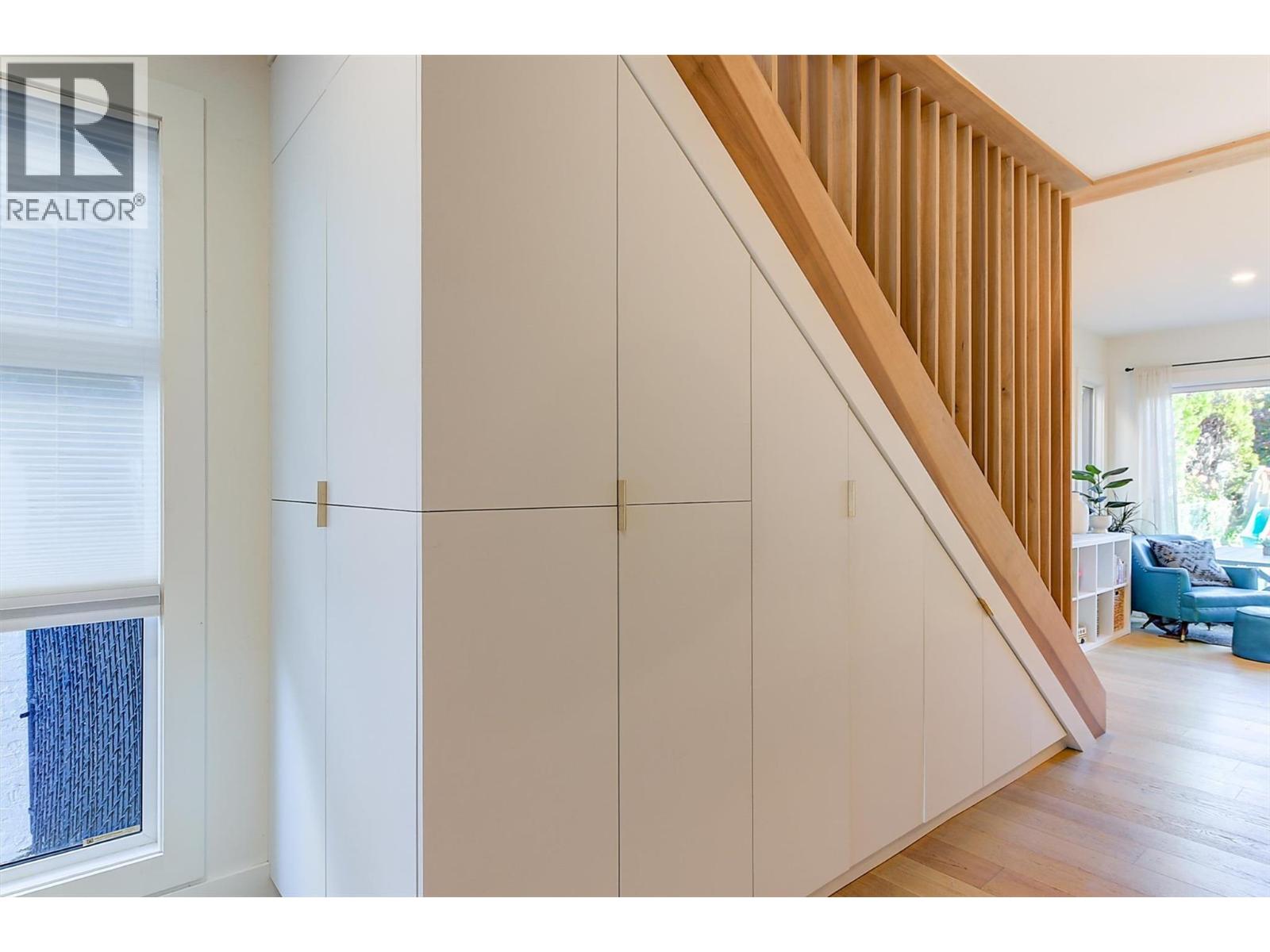 985 Manhattan Drive, Kelowna, British Columbia  V1Y 1H7 - Photo 7 - 10381794