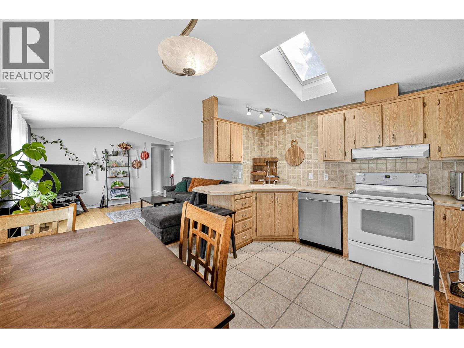 29 Slalom Drive, Fernie, British Columbia  V0B 1M4 - Photo 6 - 10380054