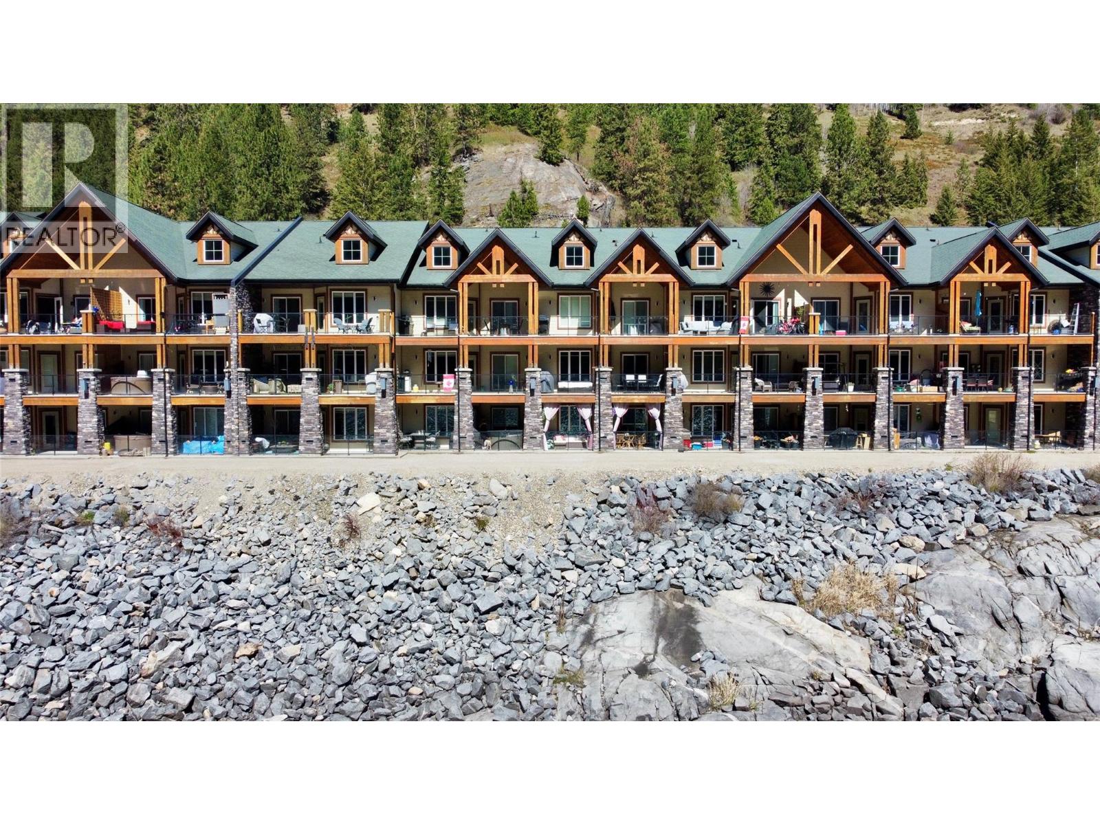 5570 Broadwater Road Unit# 109, Castlegar, British Columbia  V1N 0A1 - Photo 3 - 10382468