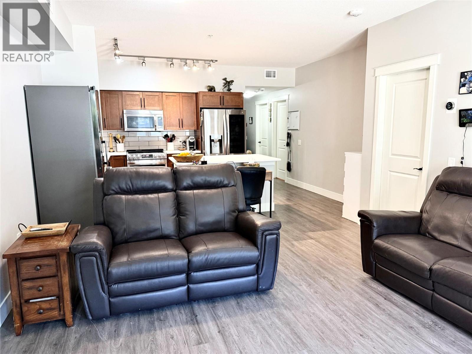 5570 Broadwater Road Unit# 109, Castlegar, British Columbia  V1N 0A1 - Photo 32 - 10382468