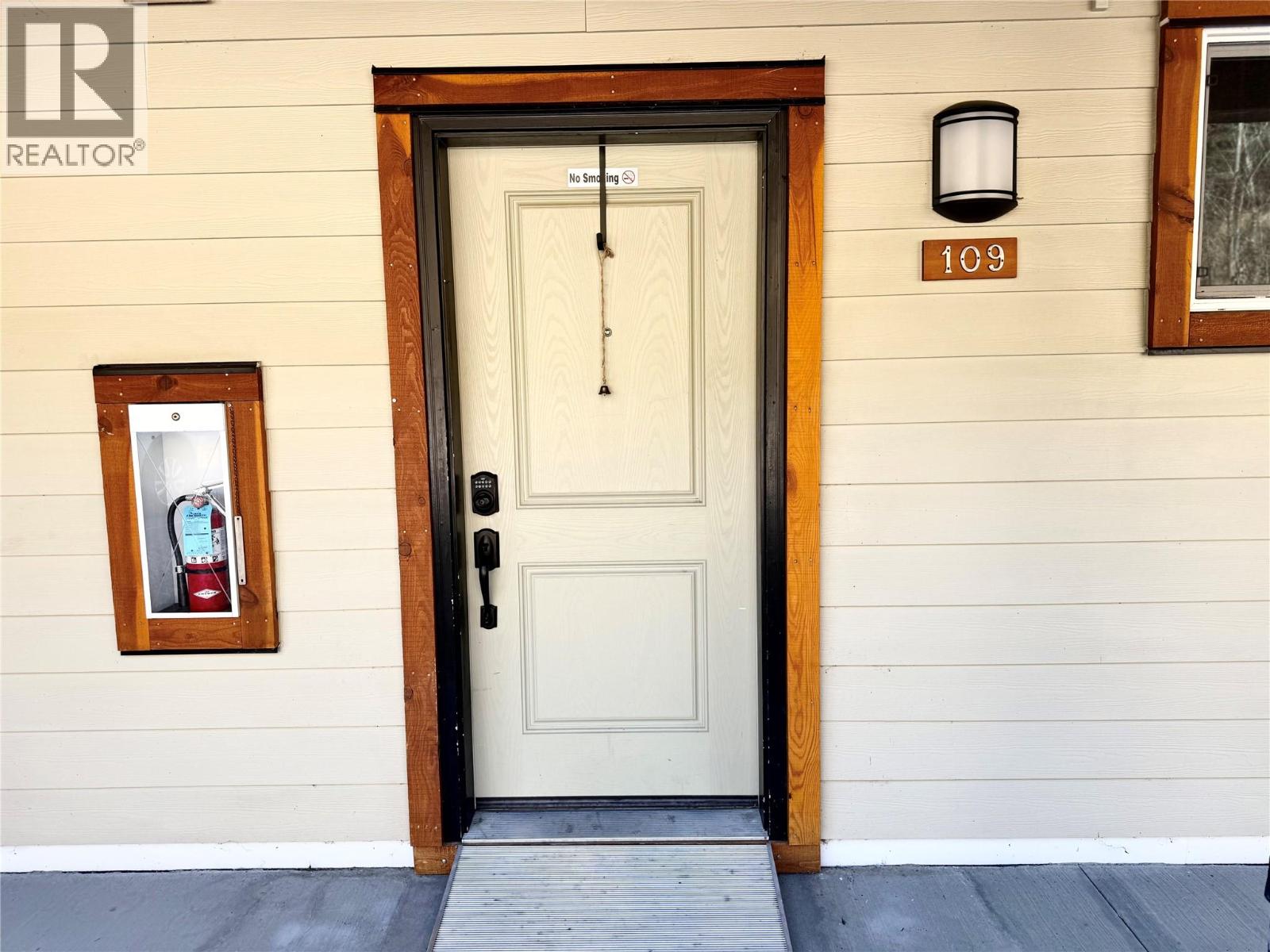 5570 Broadwater Road Unit# 109, Castlegar, British Columbia  V1N 0A1 - Photo 61 - 10382468