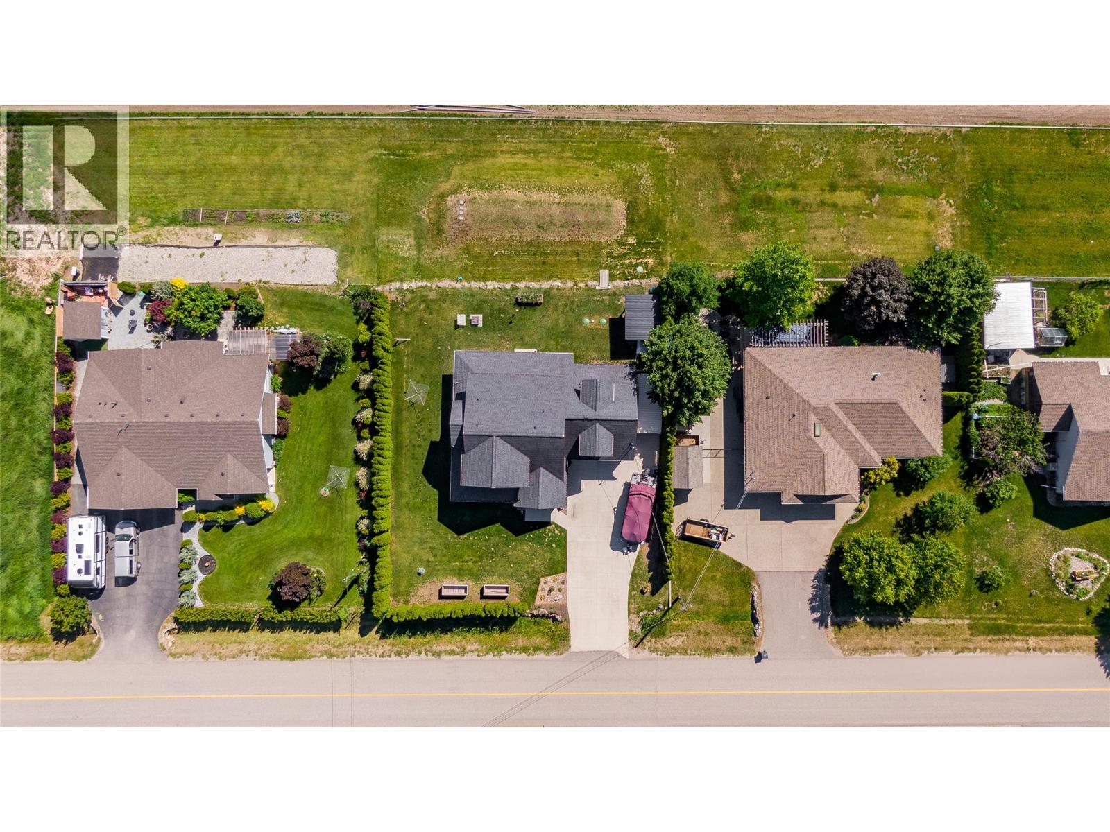 4537 Lansdowne Road, Armstrong, British Columbia  V0E 1B8 - Photo 7 - 10382397