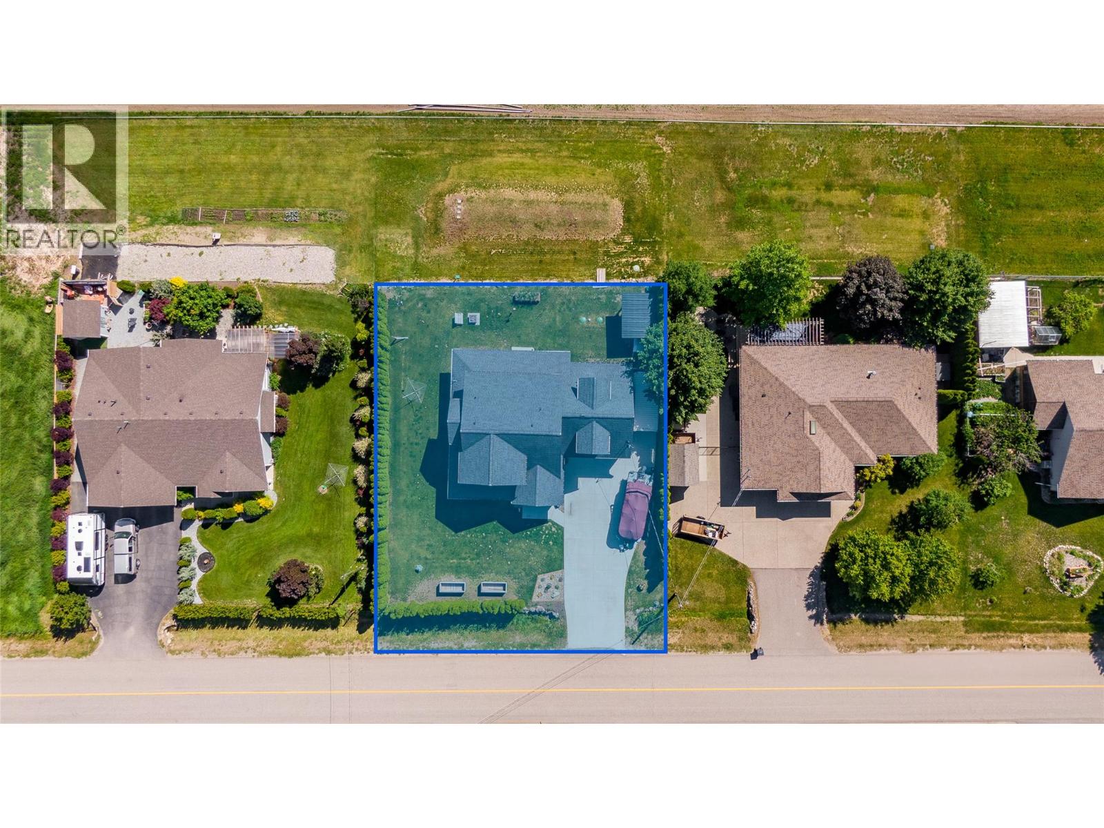 4537 Lansdowne Road, Armstrong, British Columbia  V0E 1B8 - Photo 8 - 10382397