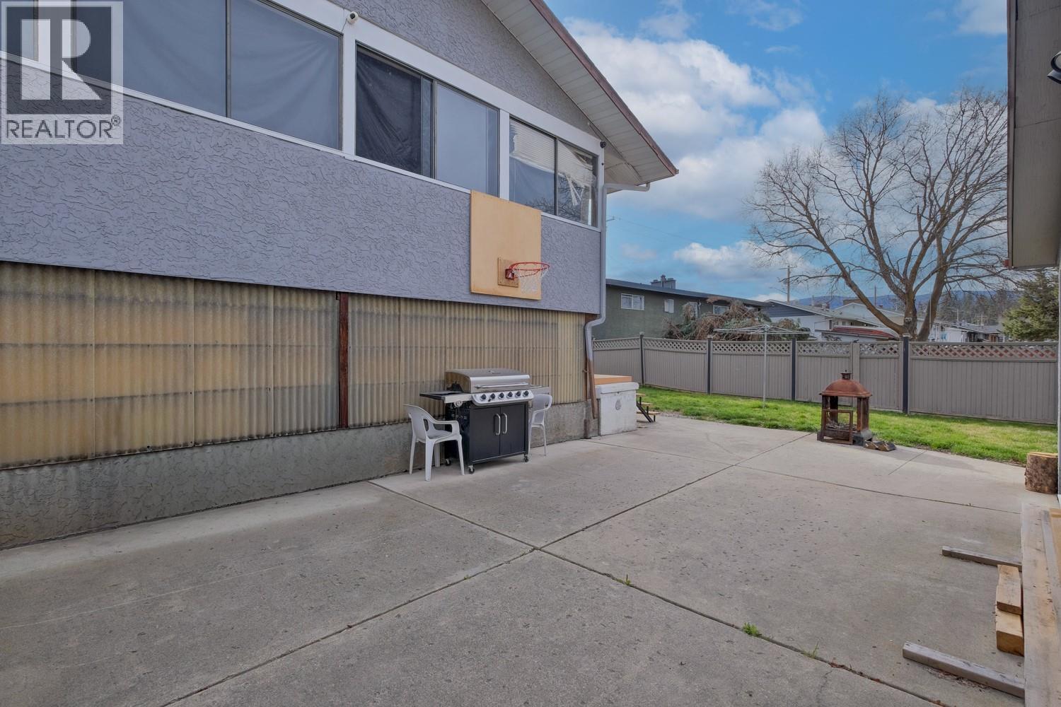 1185 Graham Road, Kelowna, British Columbia  V1X 1J3 - Photo 9 - 10382294