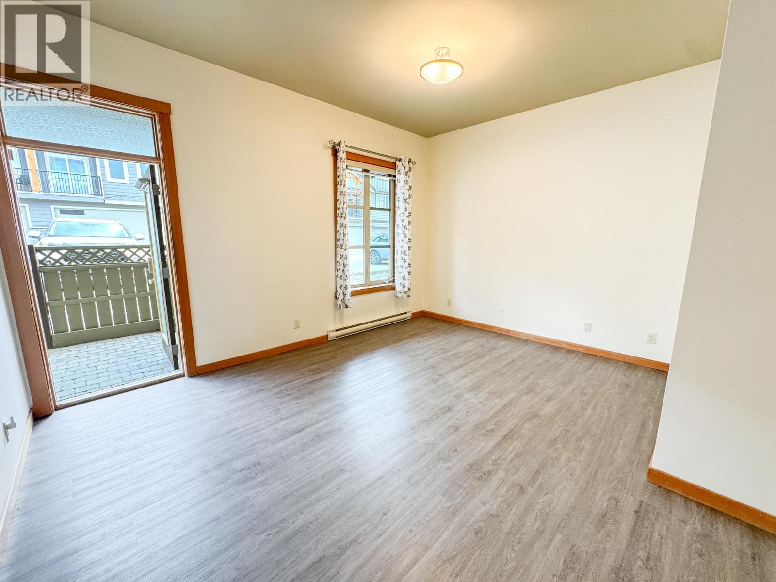 901 7th Avenue Unit# 207, Invermere, British Columbia  V0A 1K4 - Photo 11 - 10382152