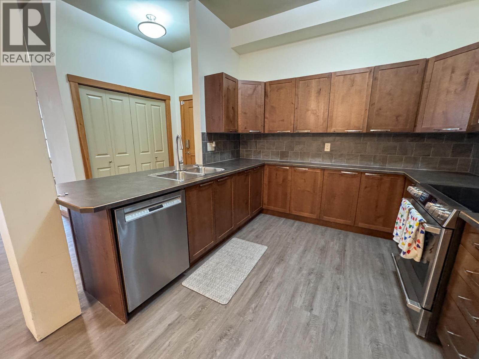 901 7th Avenue Unit# 207, Invermere, British Columbia  V0A 1K4 - Photo 18 - 10382152