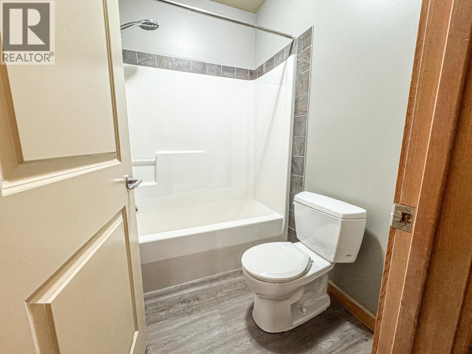 901 7th Avenue Unit# 207, Invermere, British Columbia  V0A 1K4 - Photo 29 - 10382152