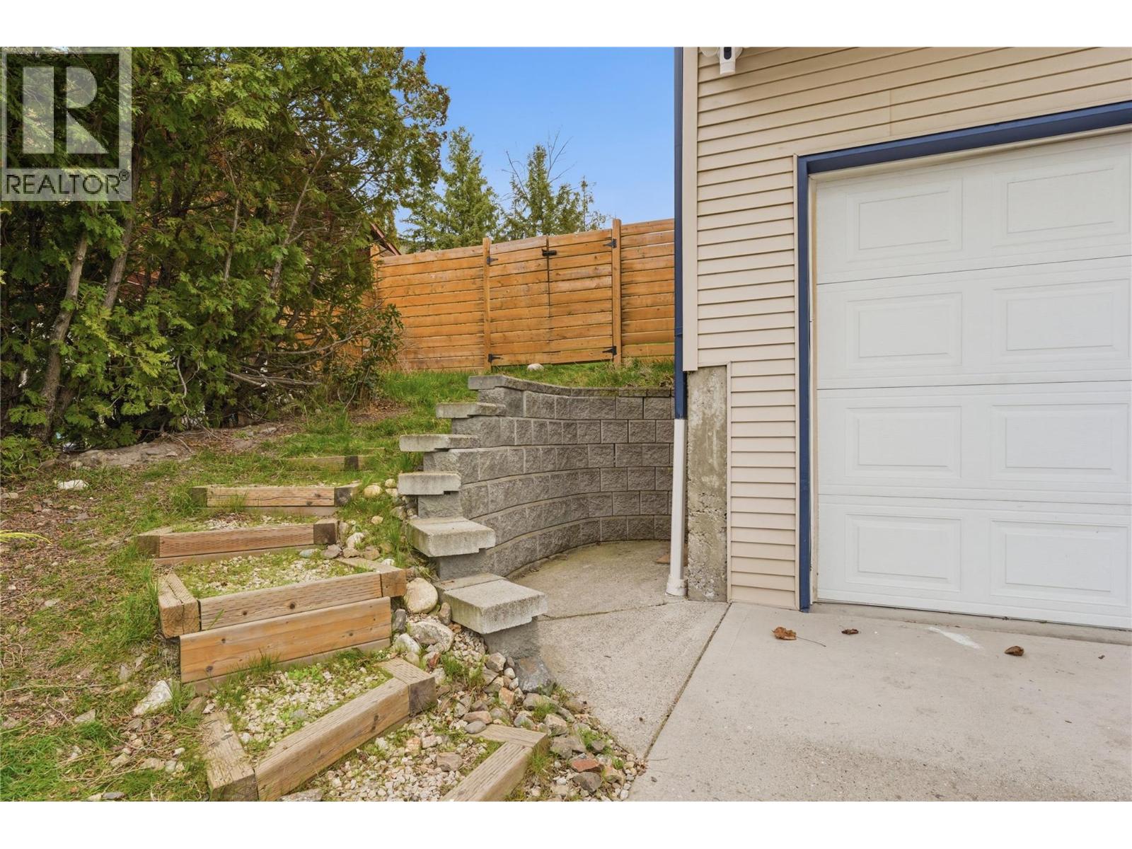 4202 15 Crescent, Vernon, British Columbia  V1T 7H4 - Photo 28 - 10382444