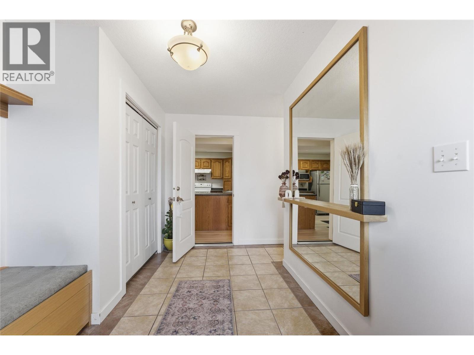 4202 15 Crescent, Vernon, British Columbia  V1T 7H4 - Photo 4 - 10382444