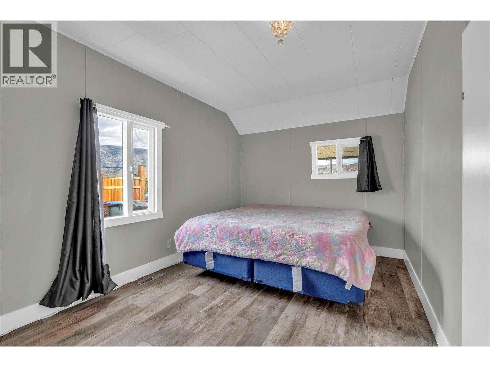 5899 Okanagan Street, Oliver, British Columbia  V0H 1T0 - Photo 19 - 10382558