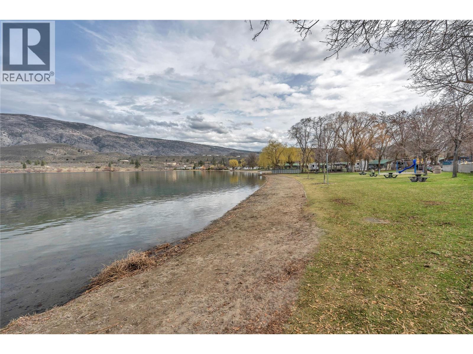 5899 Okanagan Street, Oliver, British Columbia  V0H 1T0 - Photo 37 - 10382558