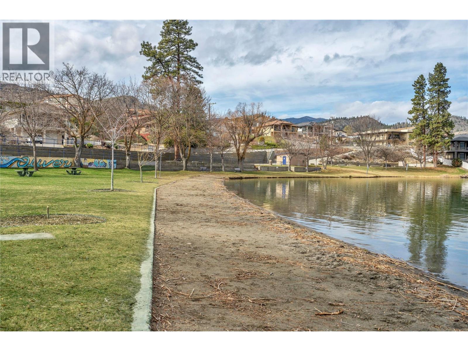 5899 Okanagan Street, Oliver, British Columbia  V0H 1T0 - Photo 38 - 10382558