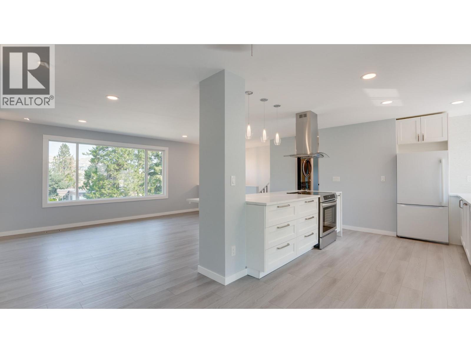 11429 Priest Valley Drive, Coldstream, British Columbia  V1B 1B4 - Photo 14 - 10382539