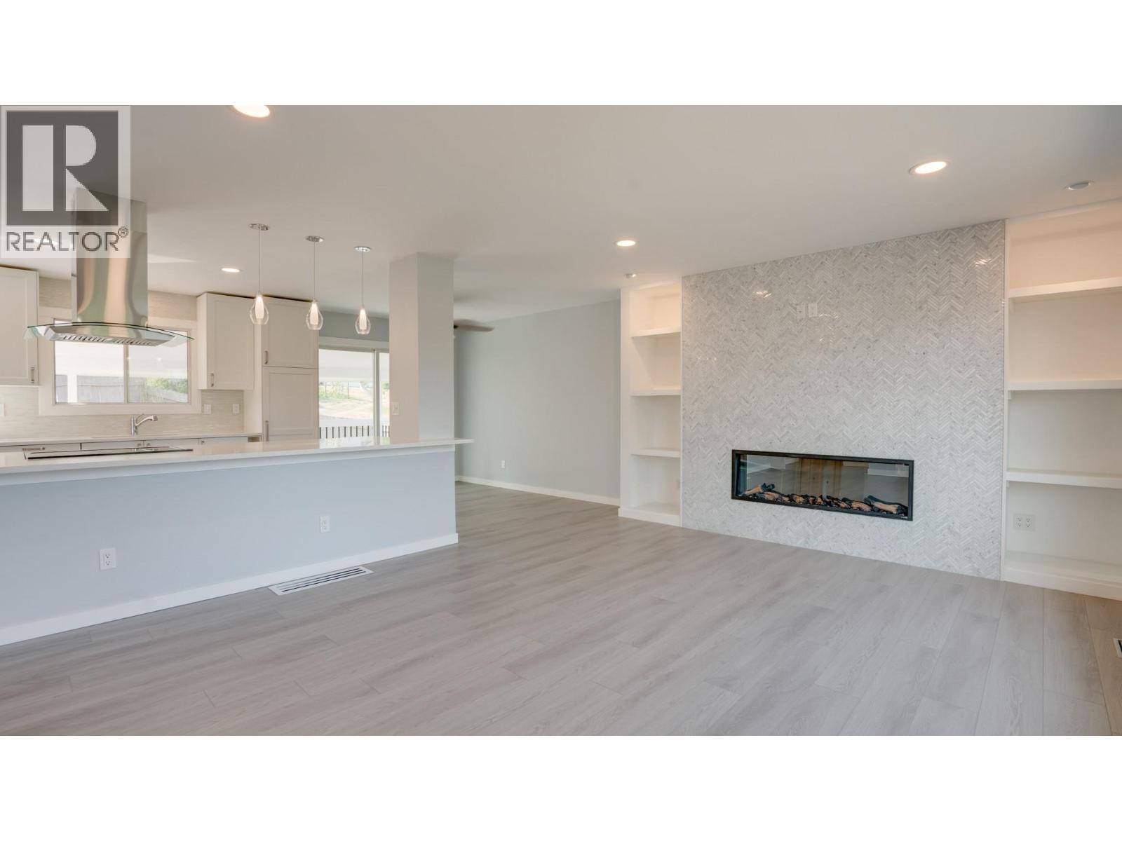 11429 Priest Valley Drive, Coldstream, British Columbia  V1B 1B4 - Photo 7 - 10382539