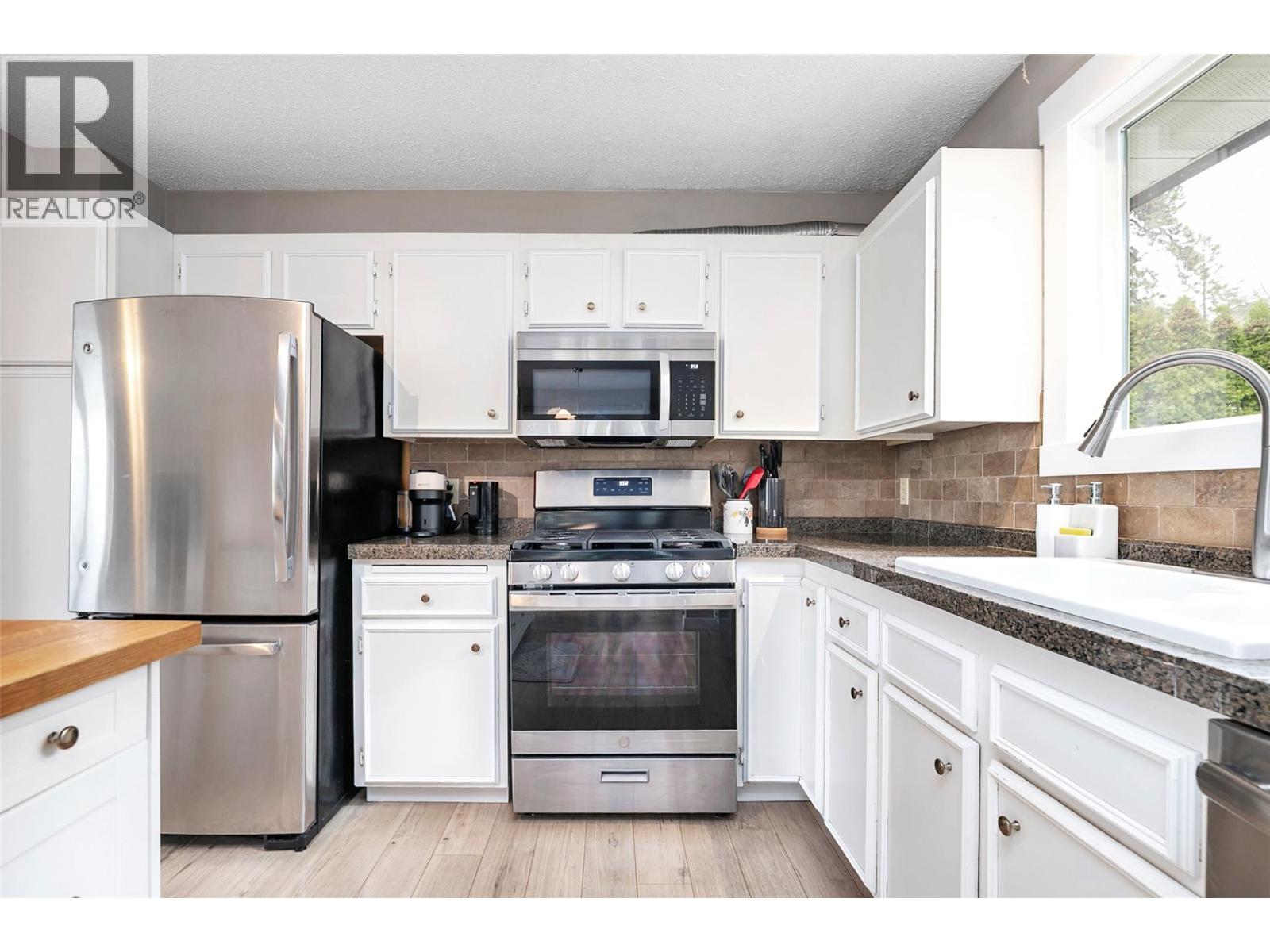 805 Camelia Road, Kelowna, British Columbia  V1X 3M9 - Photo 10 - 10382445