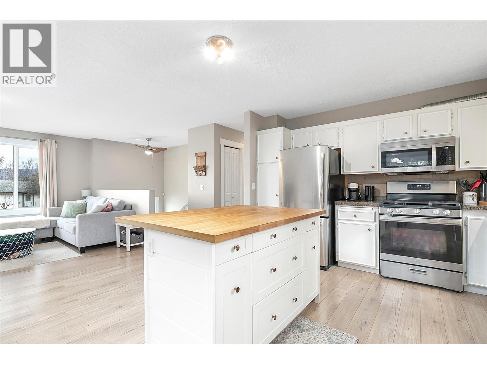 805 Camelia Road, Kelowna, British Columbia  V1X 3M9 - Photo 11 - 10382445