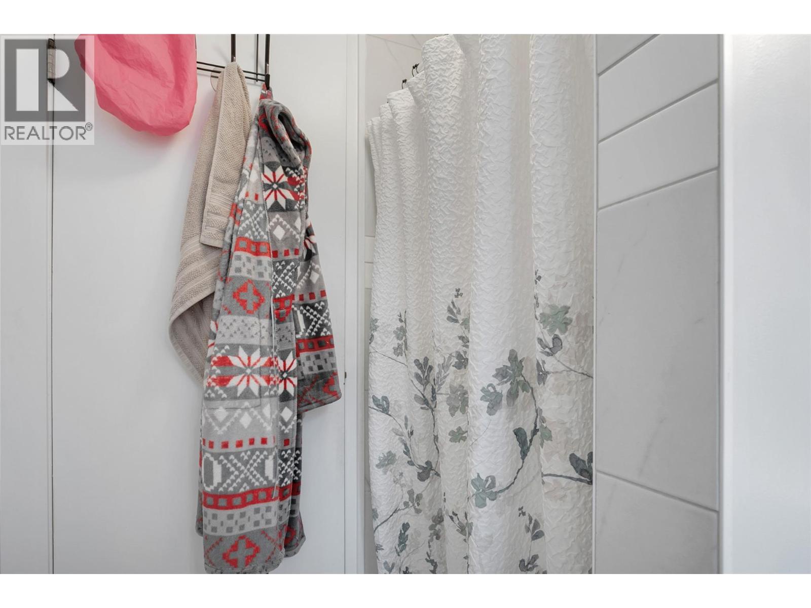 805 Camelia Road, Kelowna, British Columbia  V1X 3M9 - Photo 41 - 10382445