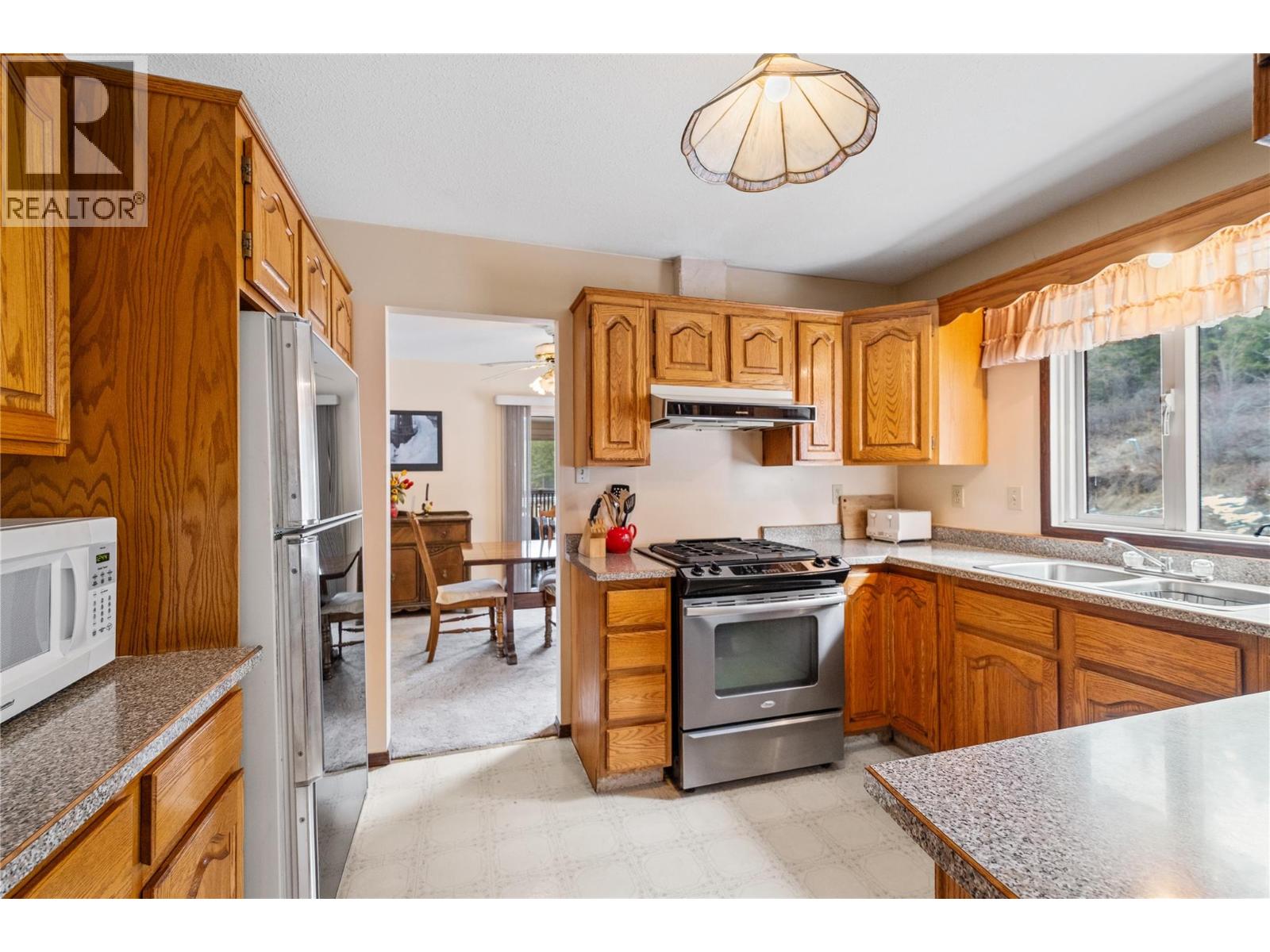 13821 Talbot Road, Lake Country, British Columbia  V4V 2C2 - Photo 19 - 10382021