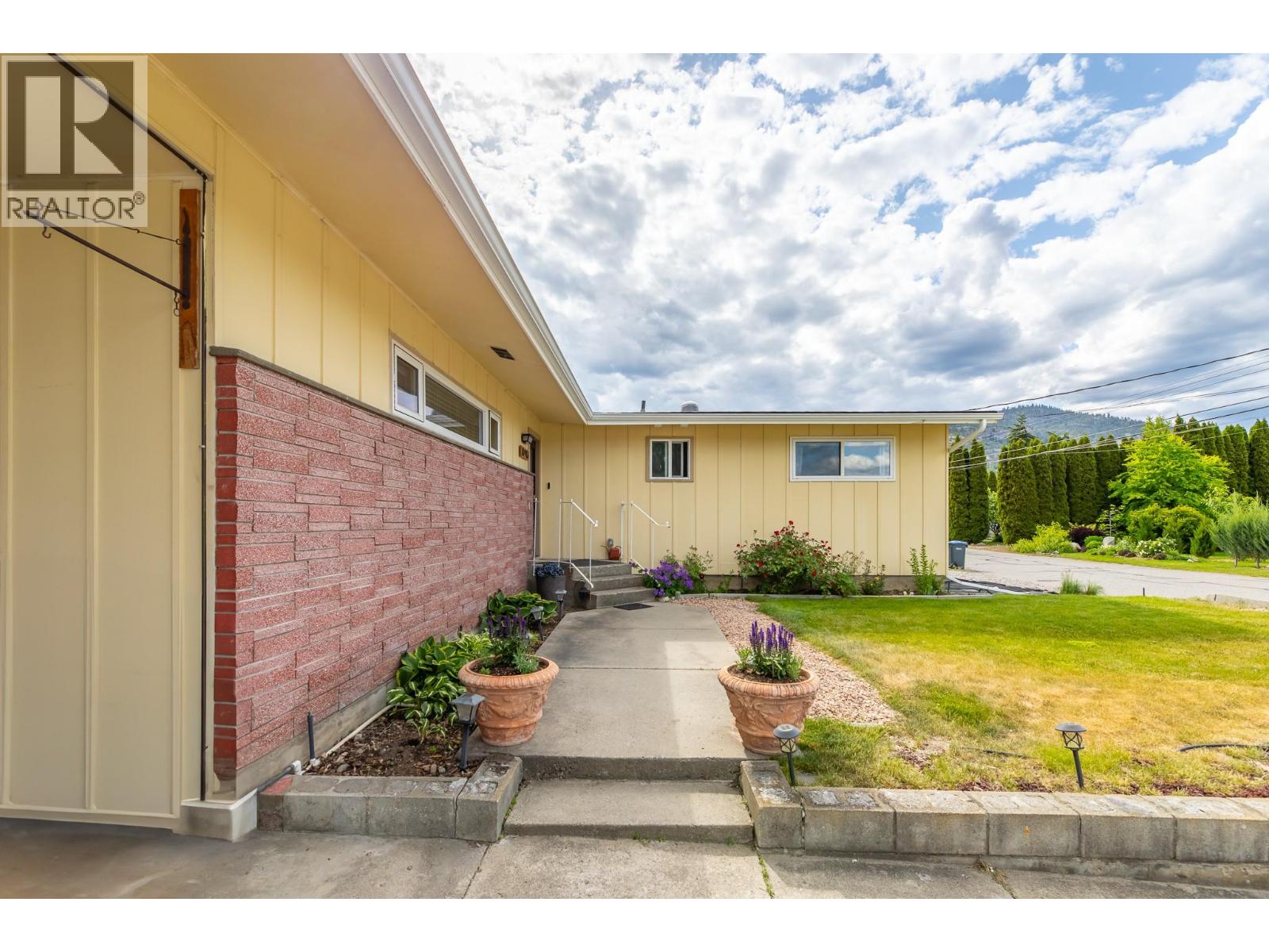 10903 Barclay Street, Summerland, British Columbia  V0H 1Z0 - Photo 34 - 10381988