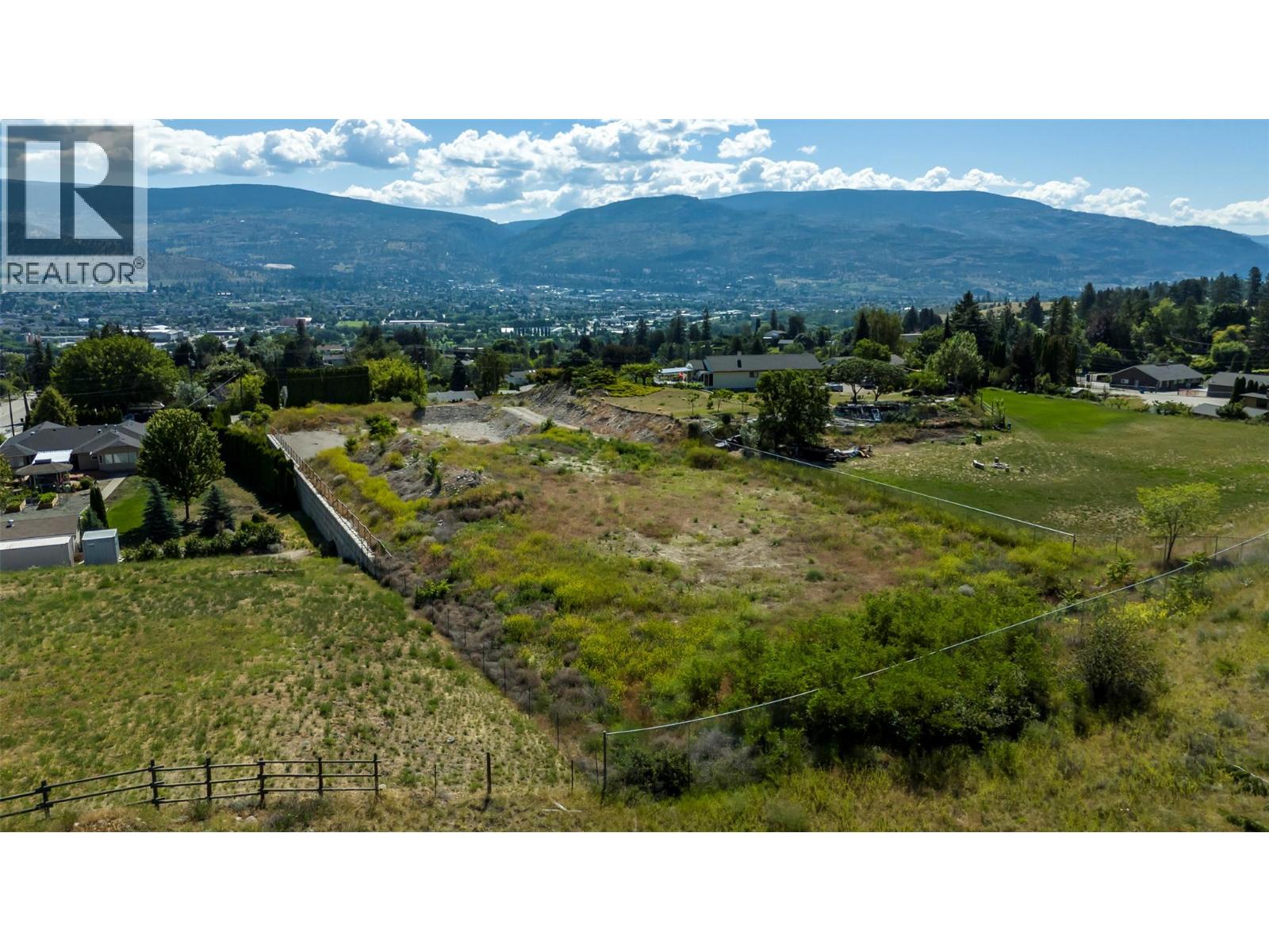 614 West Bench Drive, Penticton, British Columbia  V2A 8X9 - Photo 6 - 10382599