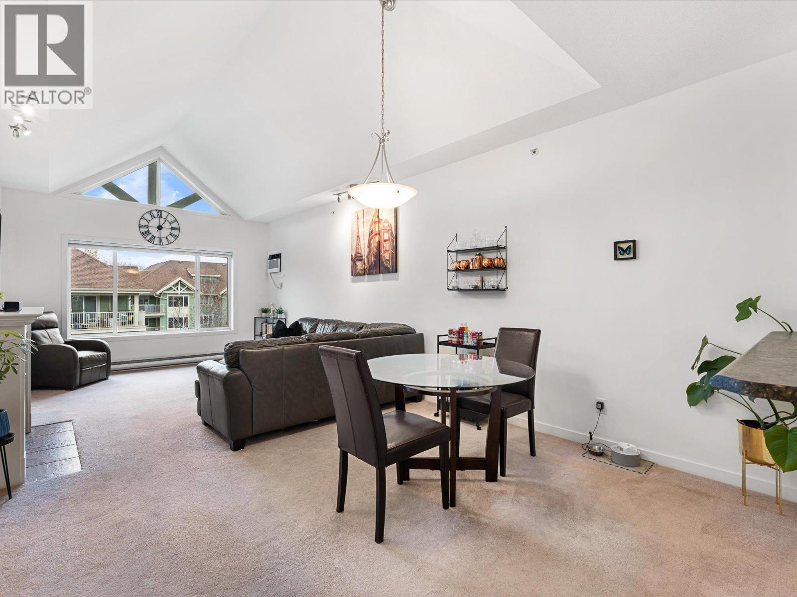 688 Lequime Road Unit# 404, Kelowna, British Columbia  V1W 1A3 - Photo 9 - 10382514