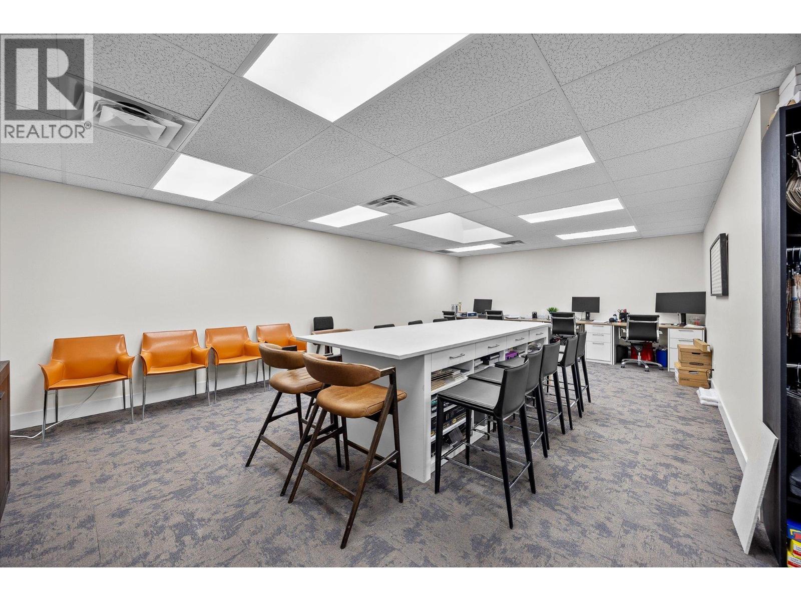 1751 Harvey Avenue Unit# 222, Kelowna, British Columbia  V1Y 6G4 - Photo 2 - 10382602