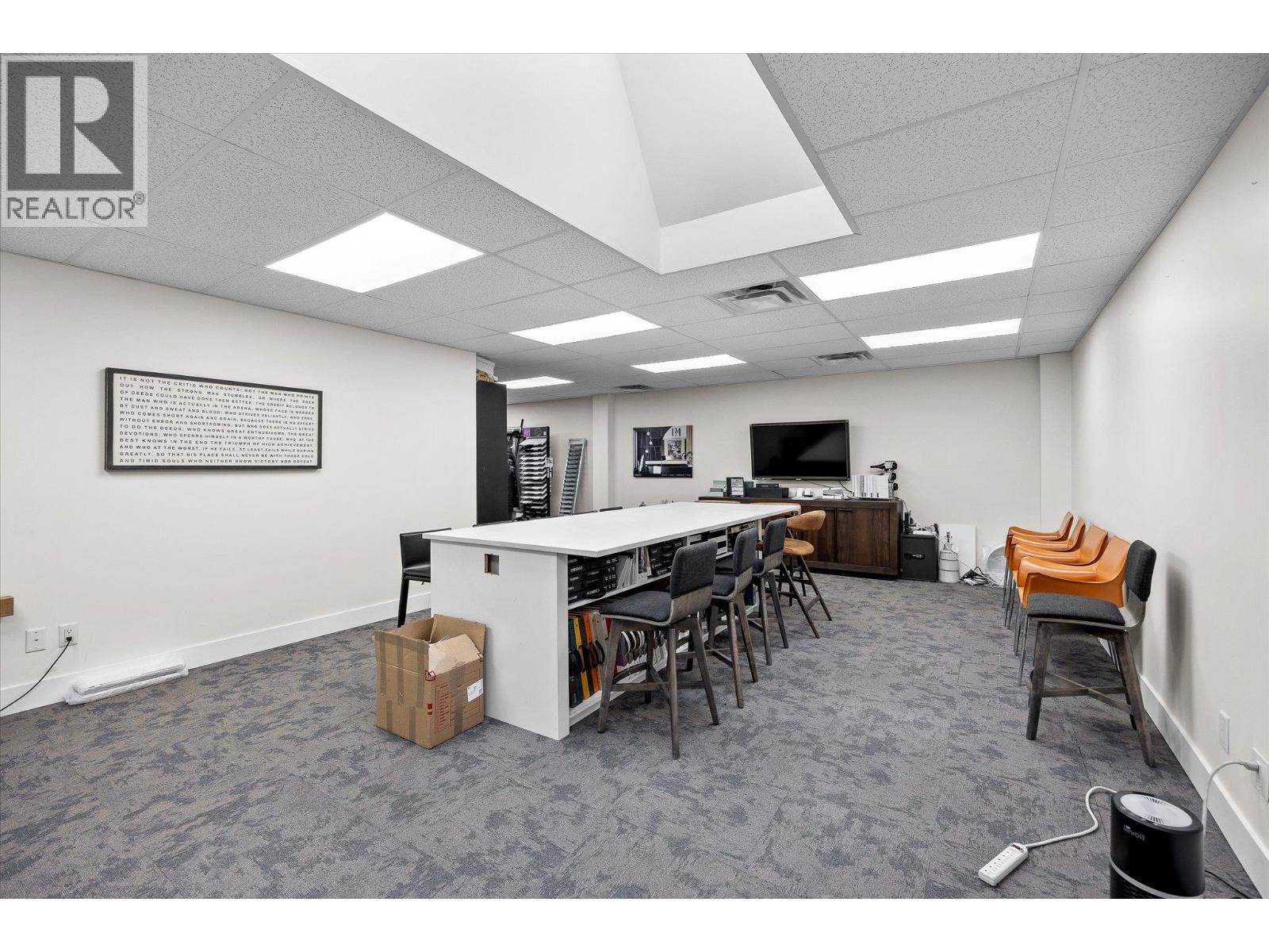 1751 Harvey Avenue Unit# 222, Kelowna, British Columbia  V1Y 6G4 - Photo 4 - 10382602