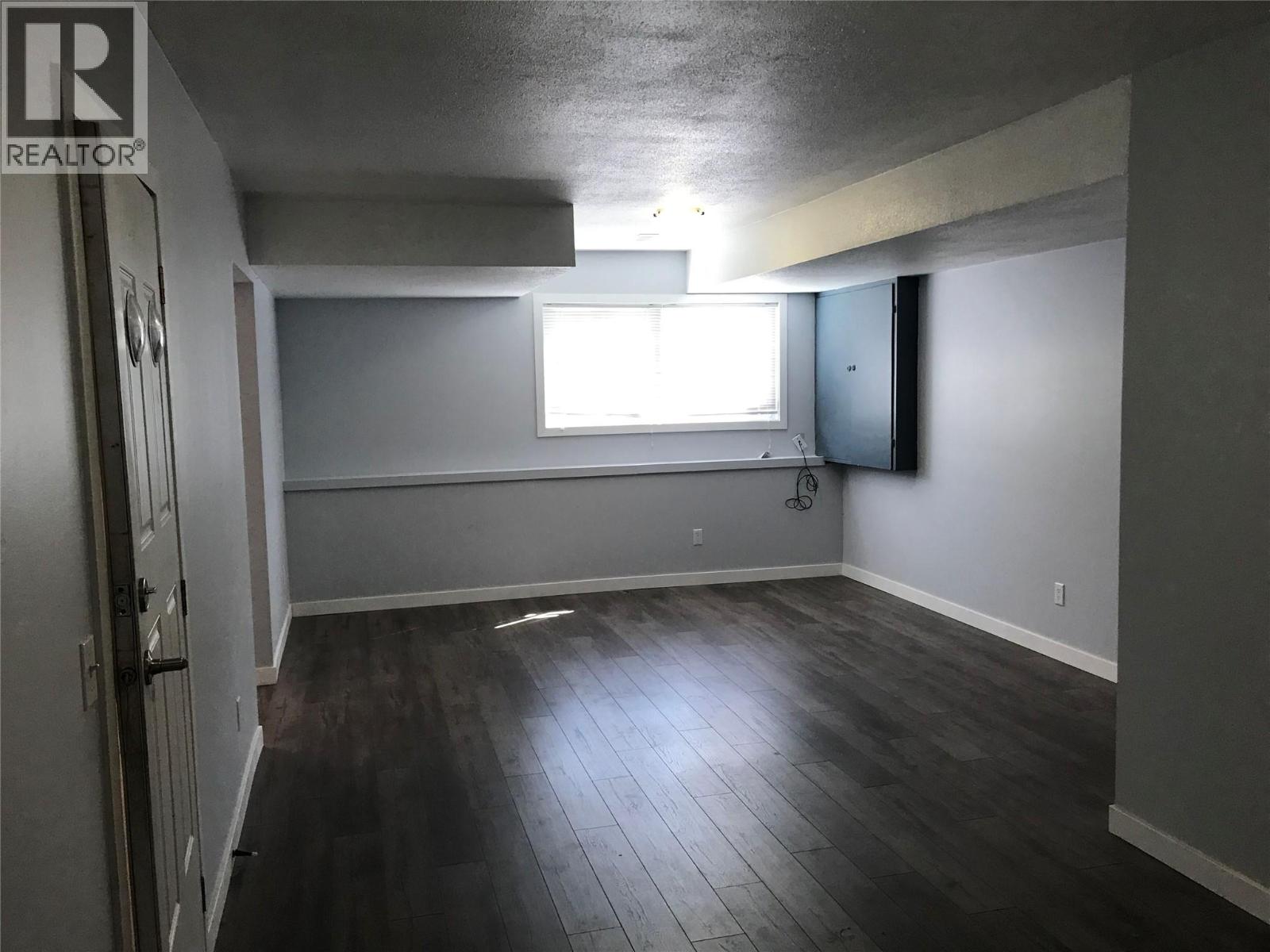 2110 Ethel Street, Kelowna, British Columbia  V1Y 2Z8 - Photo 12 - 10380579