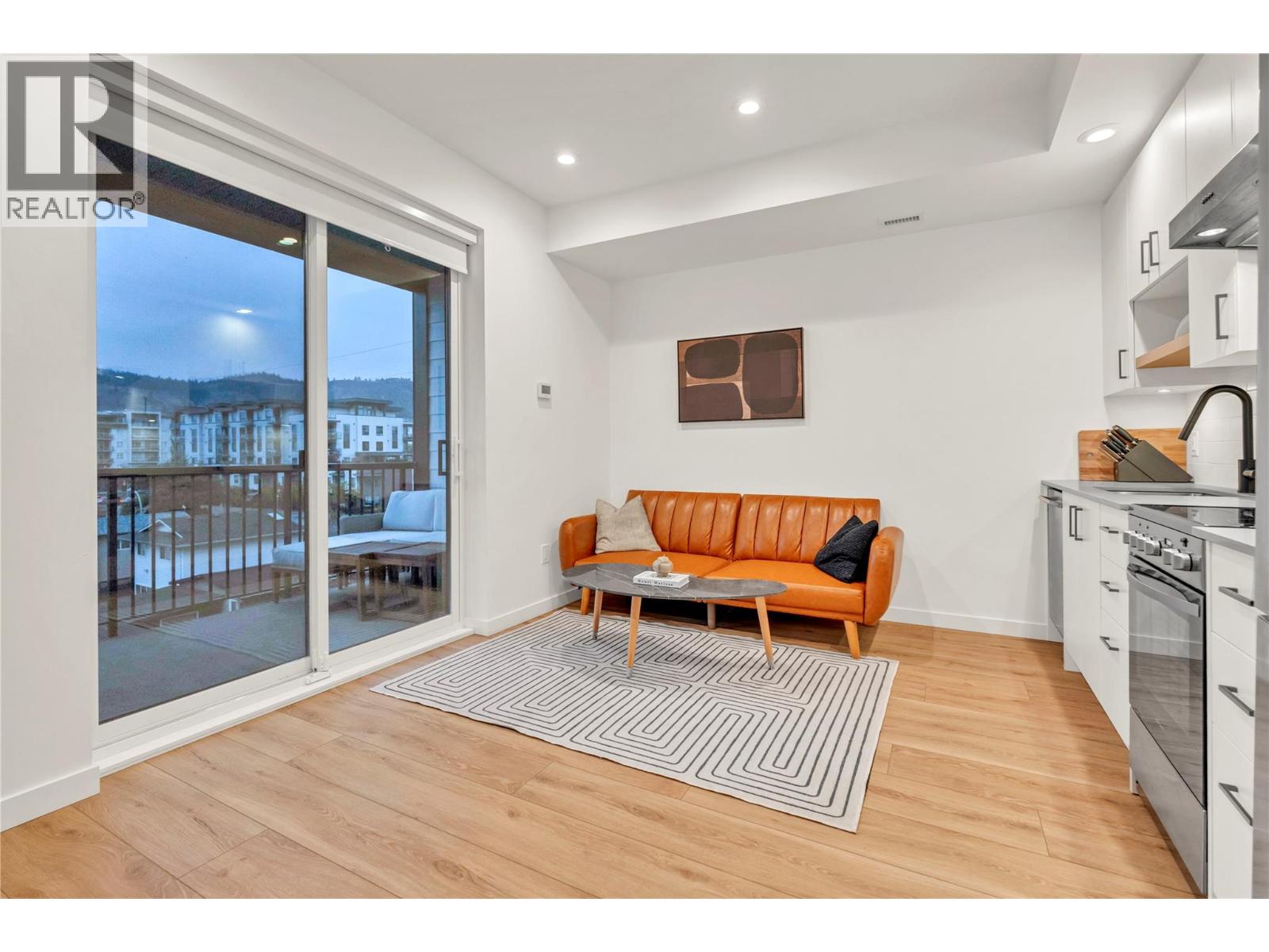 660 Cawston Avenue Unit# 311, Kelowna, British Columbia  V1Y 9M1 - Photo 9 - 10382615