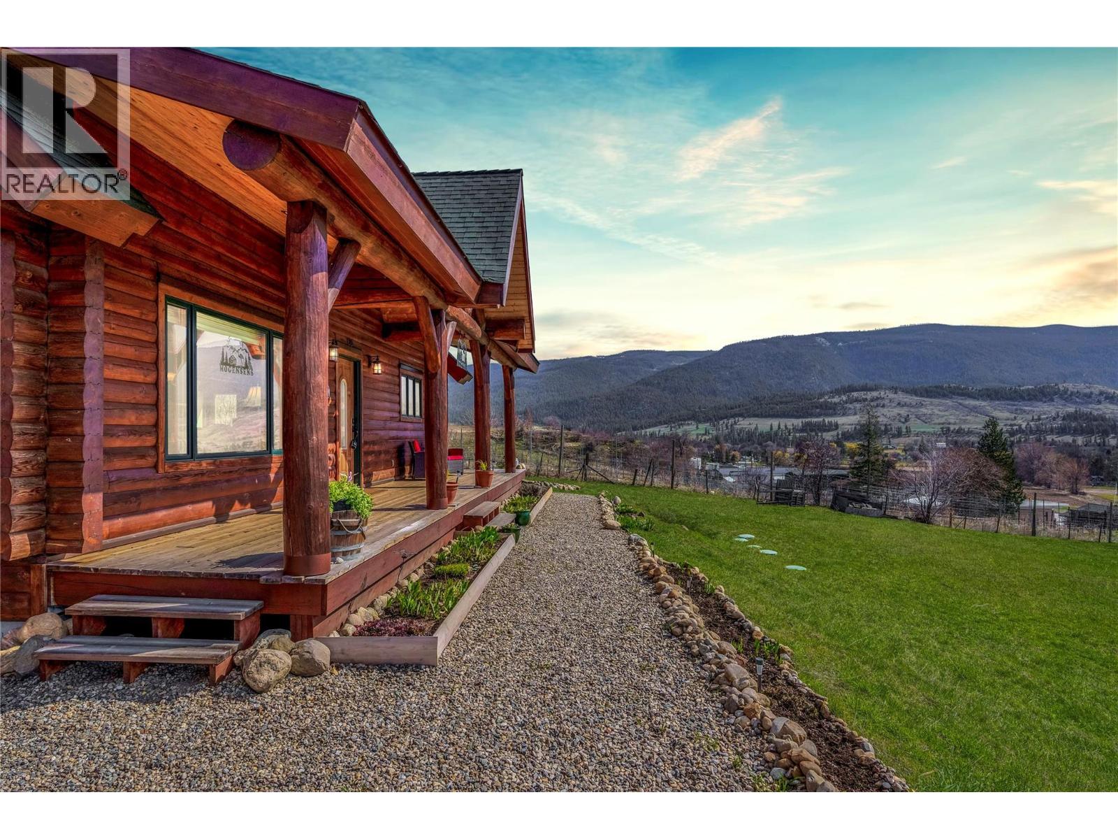 9371 6 Highway, Coldstream, British Columbia  V1B 3B5 - Photo 1 - 10381445