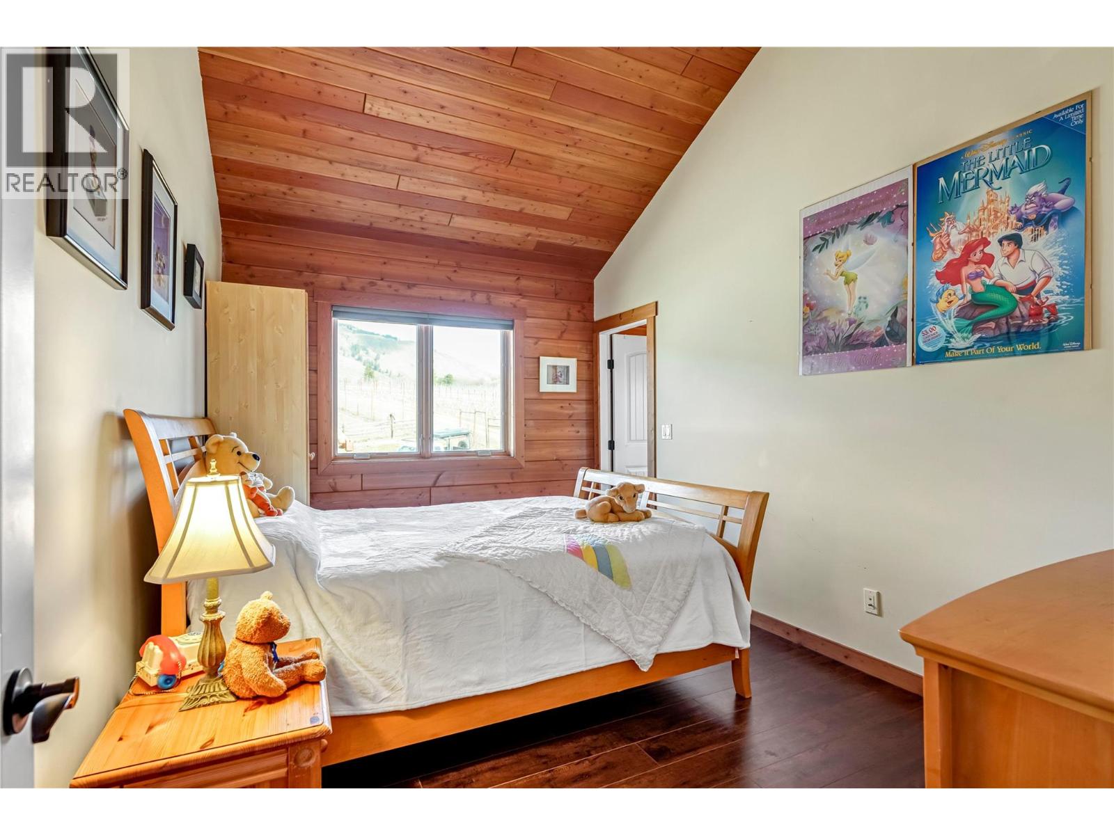 9371 6 Highway, Coldstream, British Columbia  V1B 3B5 - Photo 34 - 10381445