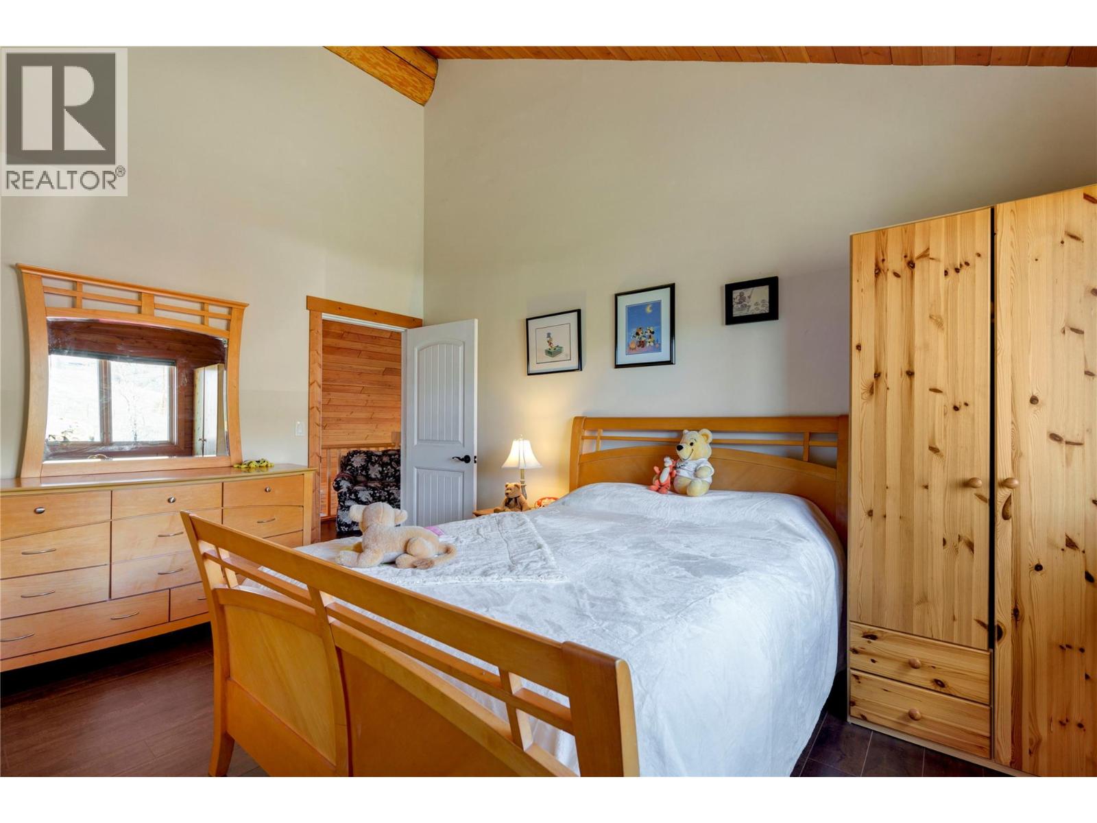 9371 6 Highway, Coldstream, British Columbia  V1B 3B5 - Photo 35 - 10381445