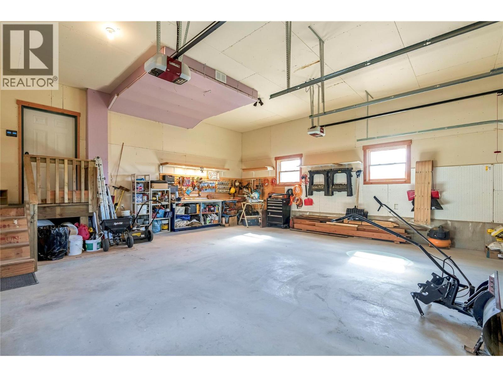 9371 6 Highway, Coldstream, British Columbia  V1B 3B5 - Photo 55 - 10381445