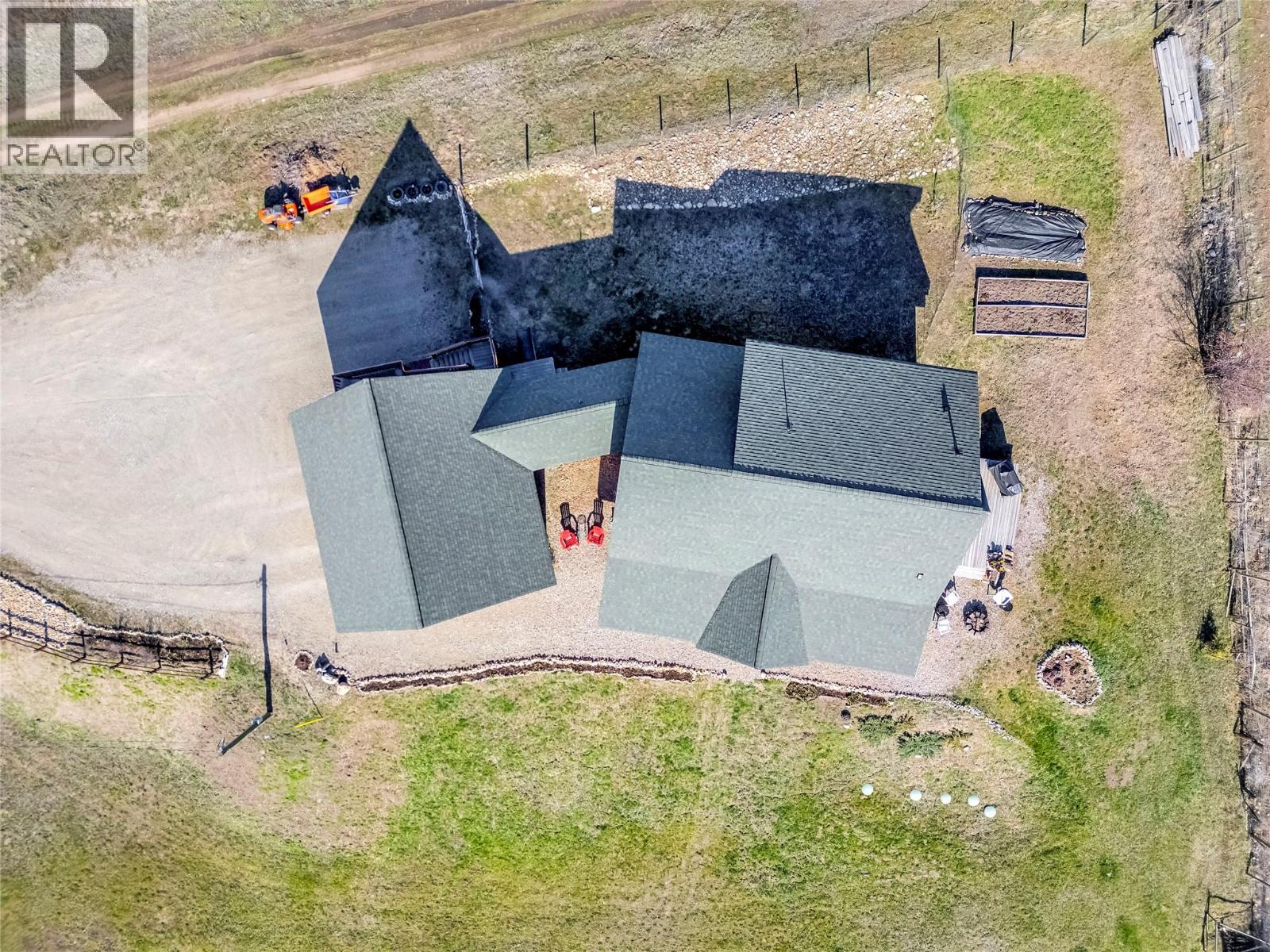 9371 6 Highway, Coldstream, British Columbia  V1B 3B5 - Photo 78 - 10381445