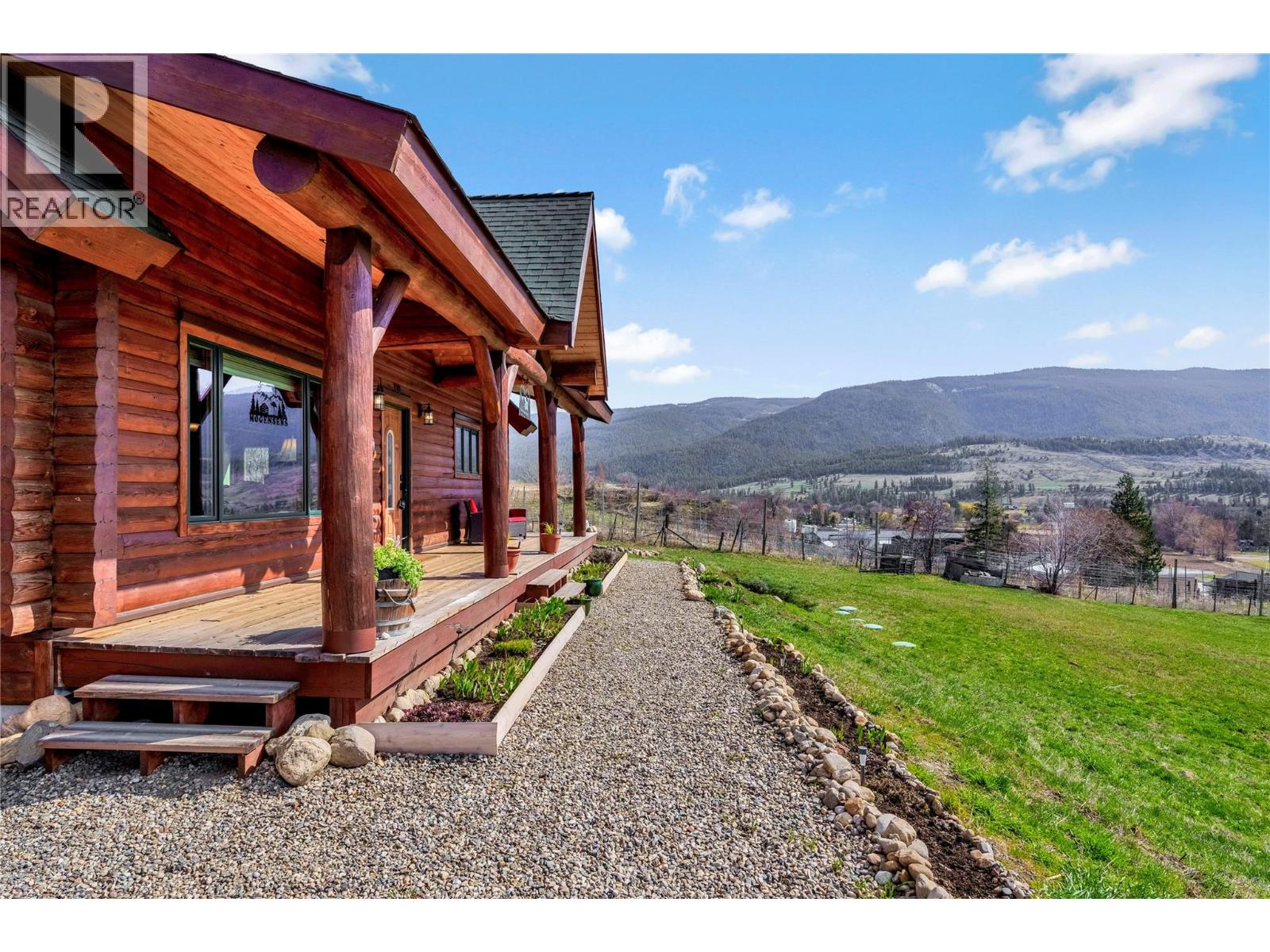 9371 6 Highway, Coldstream, British Columbia  V1B 3B5 - Photo 8 - 10381445