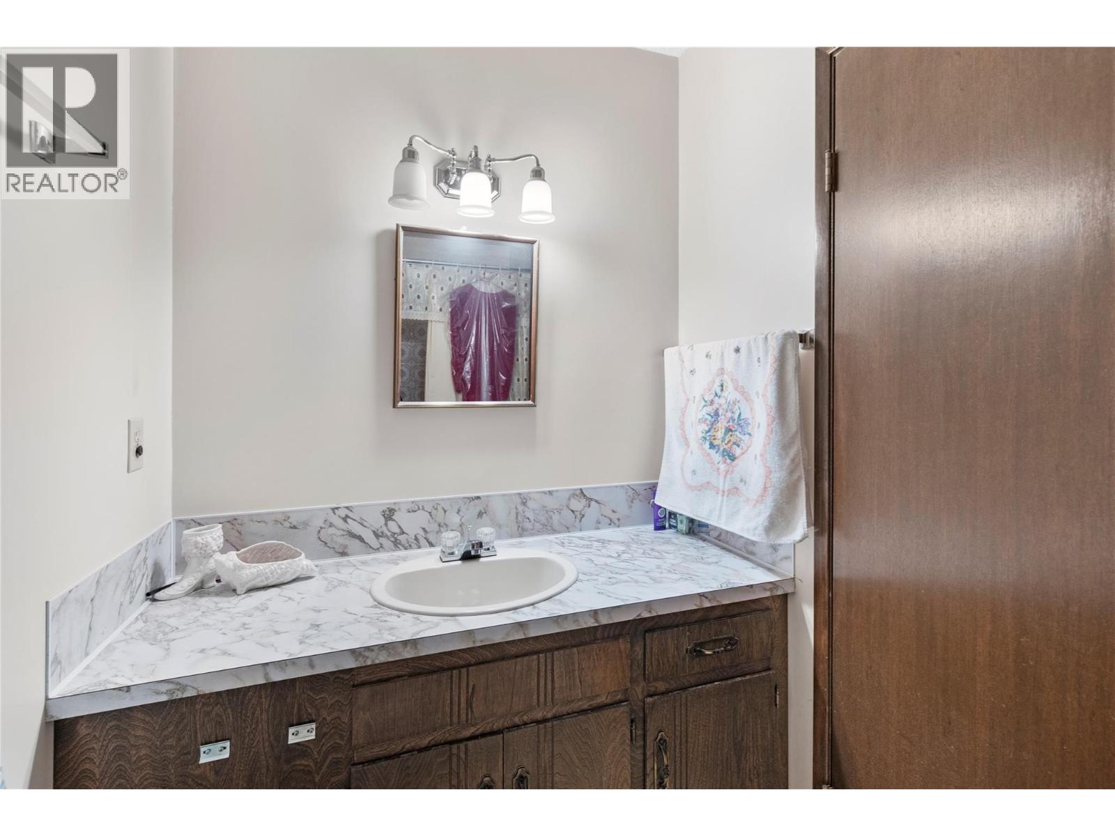 1472 25 Avenue, Vernon, British Columbia  V1T 1M5 - Photo 22 - 10382211