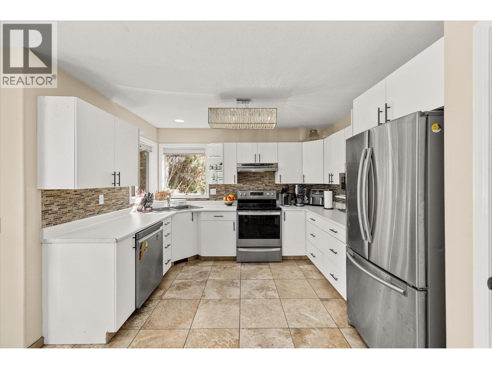 144 Wyndham Crescent, Kelowna, British Columbia  V1V 1Z1 - Photo 4 - 10378671