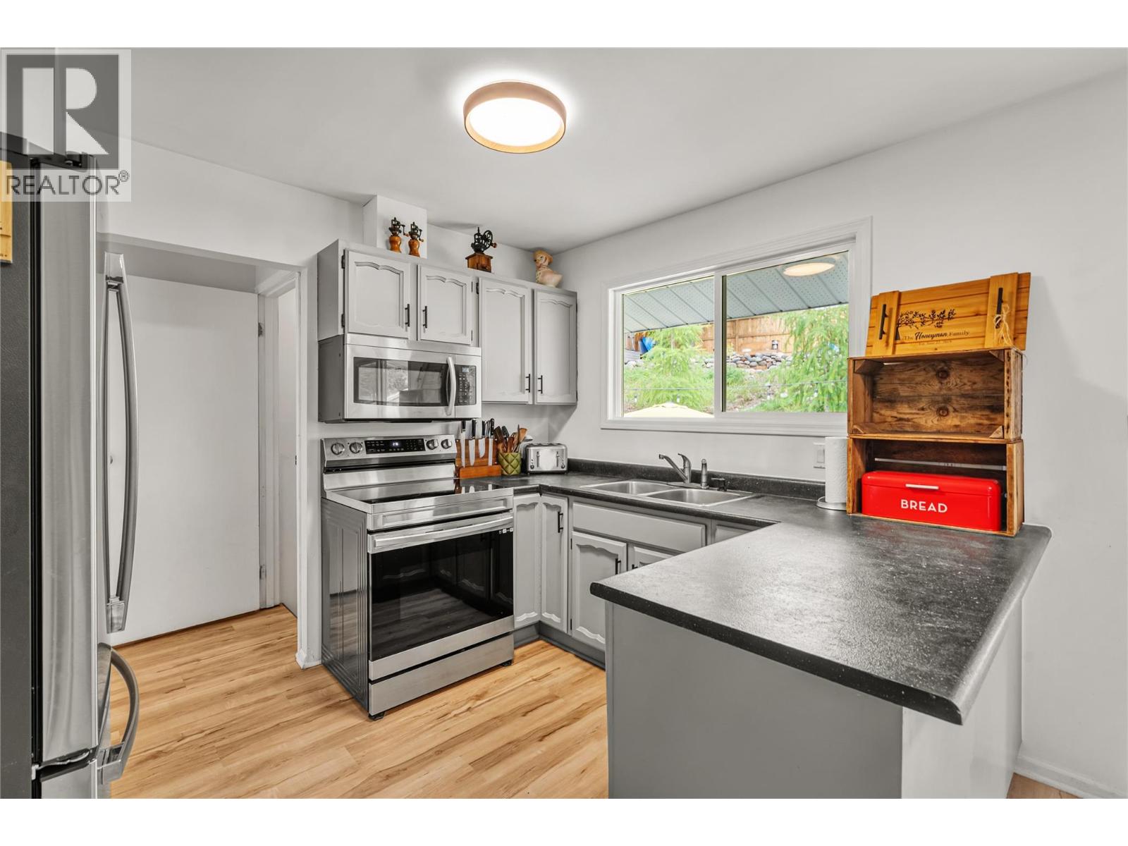 92 103rd Avenue, Kimberley, British Columbia  V1A 3A5 - Photo 12 - 10382293