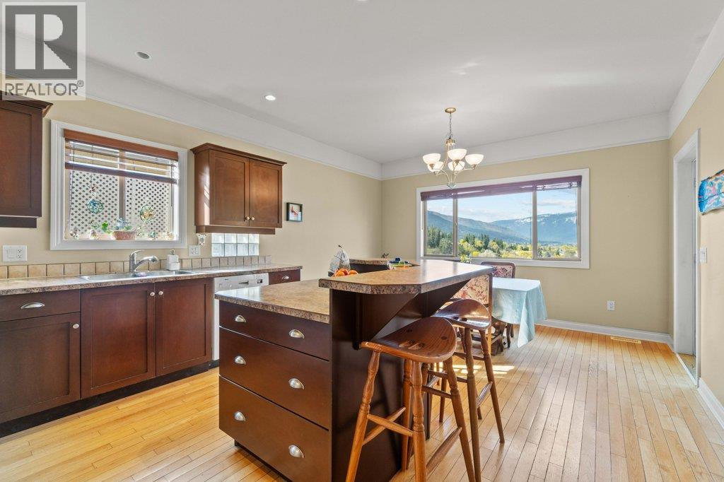 881 16 Street Ne Unit# 7, Salmon Arm, British Columbia  V1E 3L5 - Photo 13 - 10382605