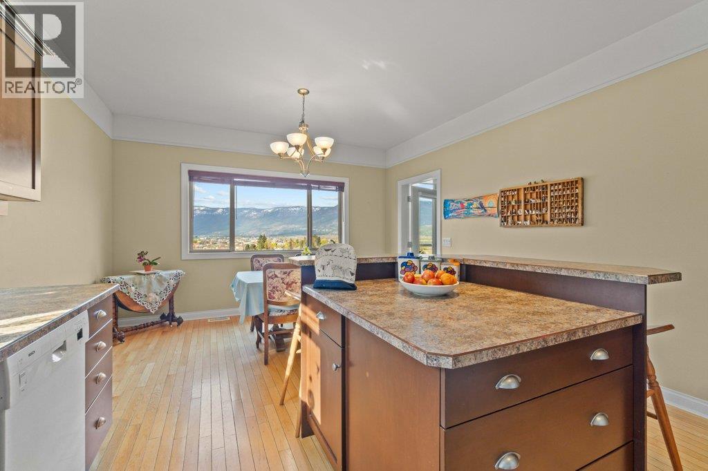 881 16 Street Ne Unit# 7, Salmon Arm, British Columbia  V1E 3L5 - Photo 16 - 10382605