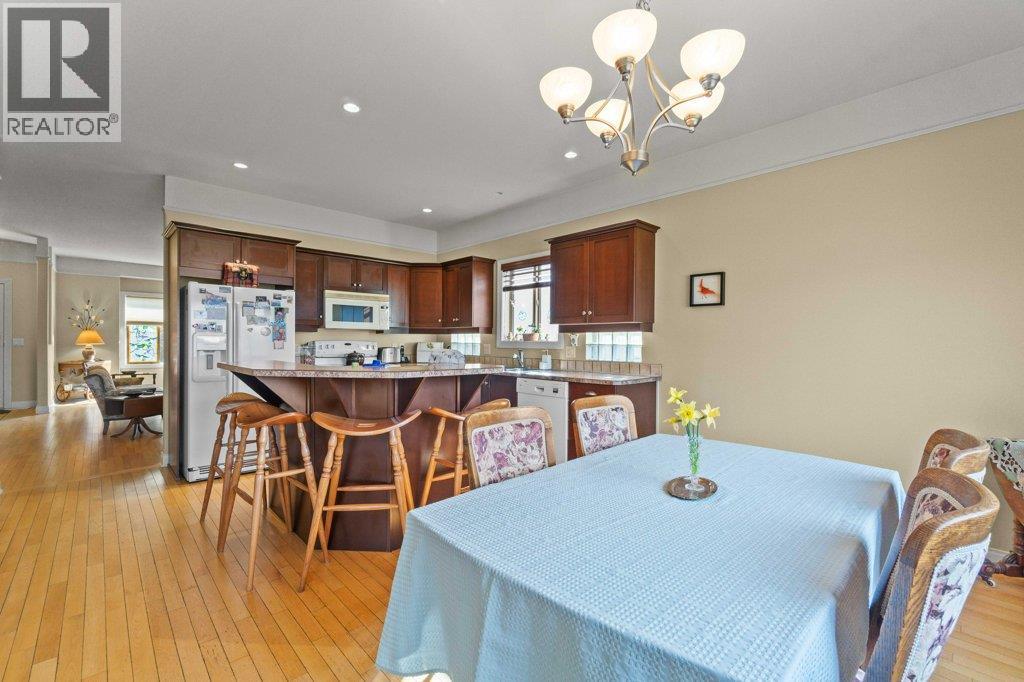 881 16 Street Ne Unit# 7, Salmon Arm, British Columbia  V1E 3L5 - Photo 25 - 10382605